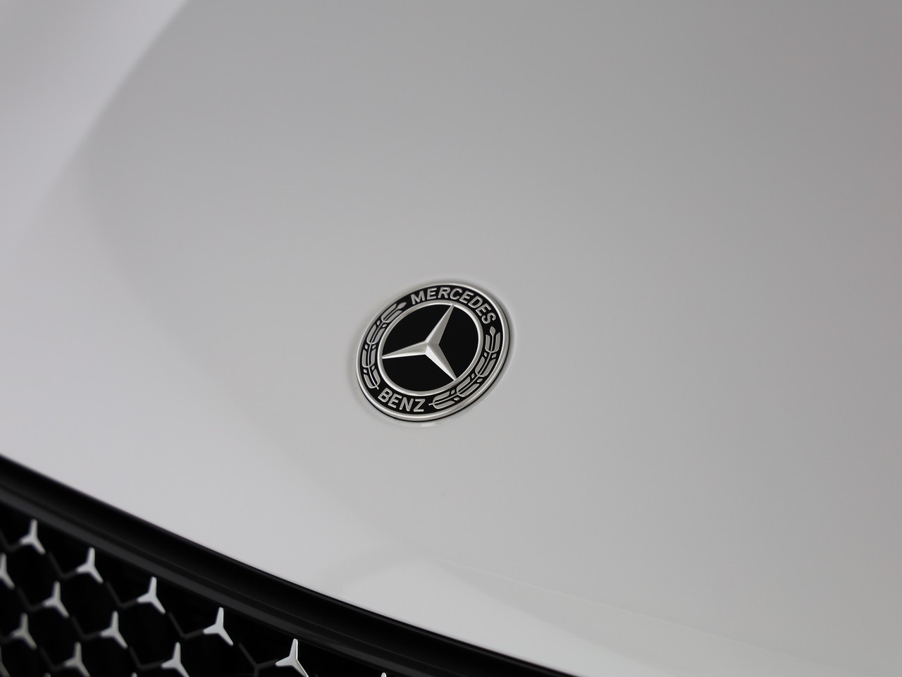 MERCEDES-BENZ GLC 220 d 4Matic 9G-Tronic-image-17