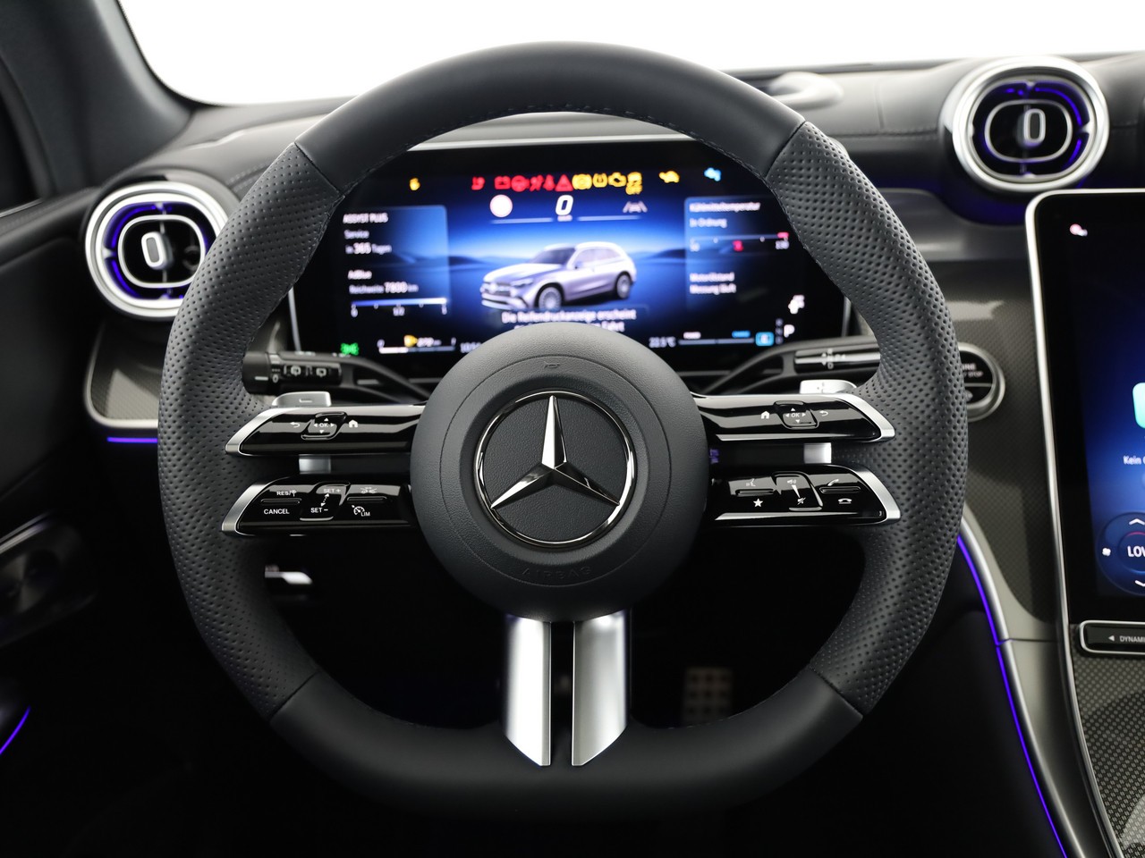 MERCEDES-BENZ GLC 220 d 4Matic 9G-Tronic-image-11