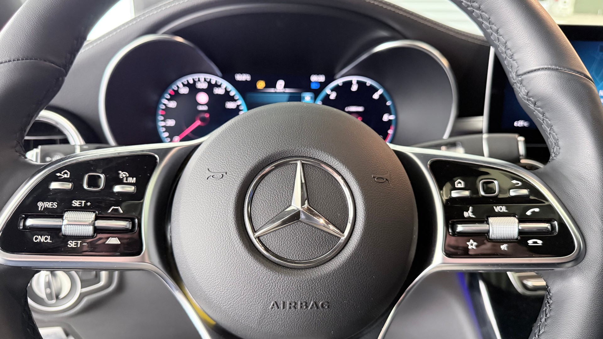 MERCEDES-BENZ GLE 350 d Coupé-showroom-element-1