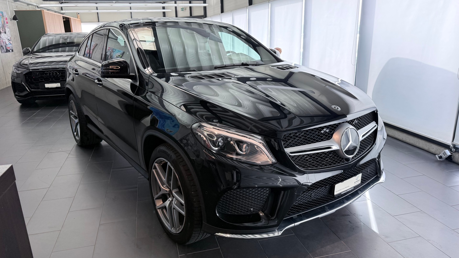 MERCEDES-BENZ GLE 350 d Coupé-showroom-element-2