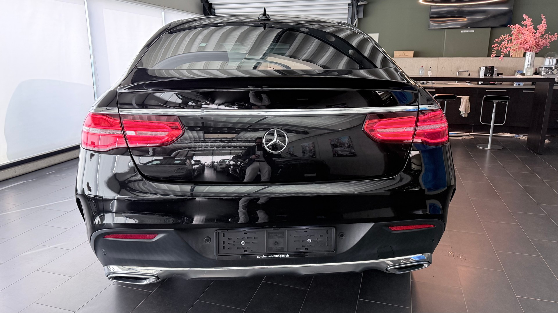 MERCEDES-BENZ GLE 350 d Coupé-image-18
