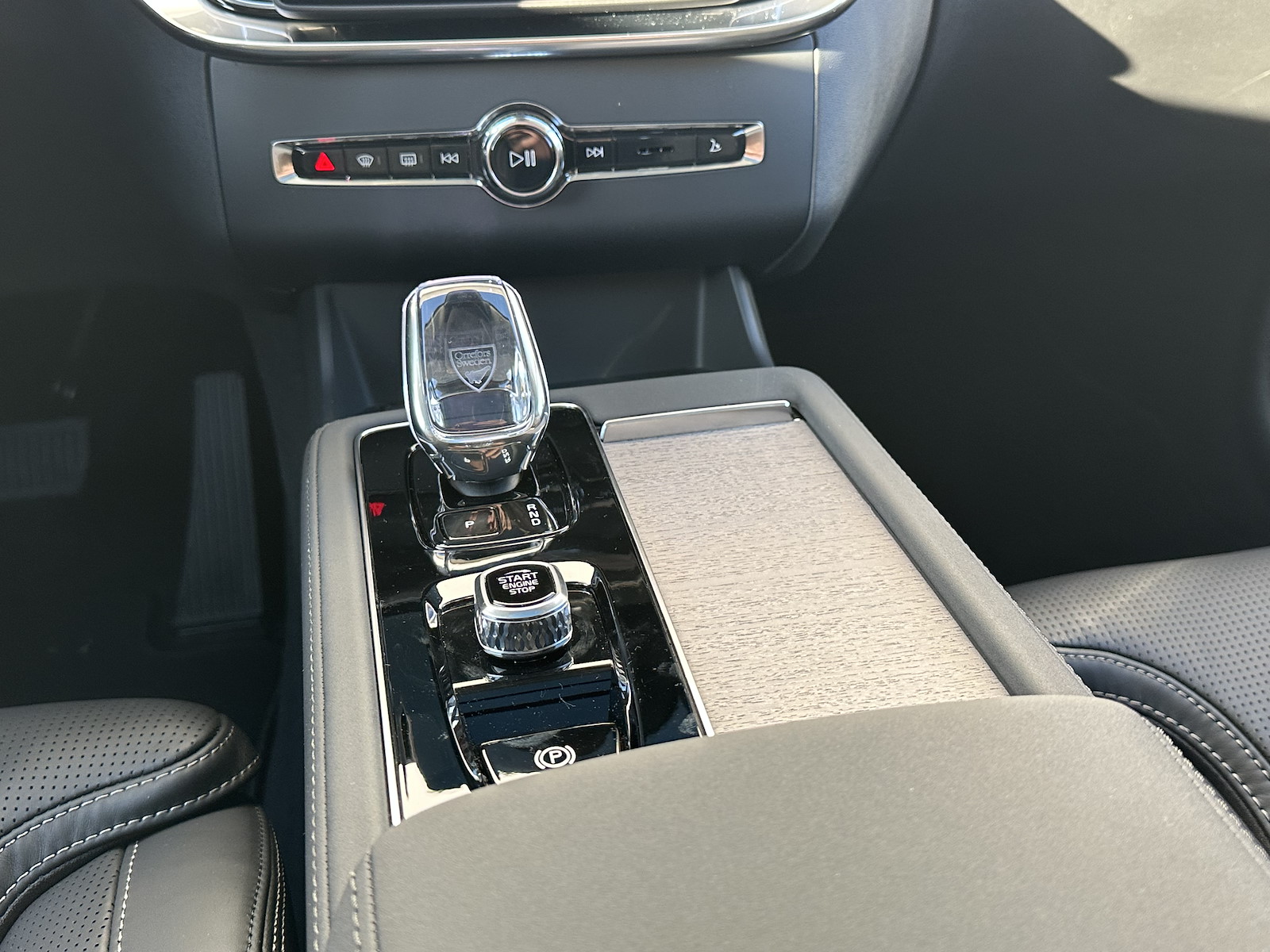 VOLVO XC90 2.0 T8 TE Ultra Dark eAWD-image-10