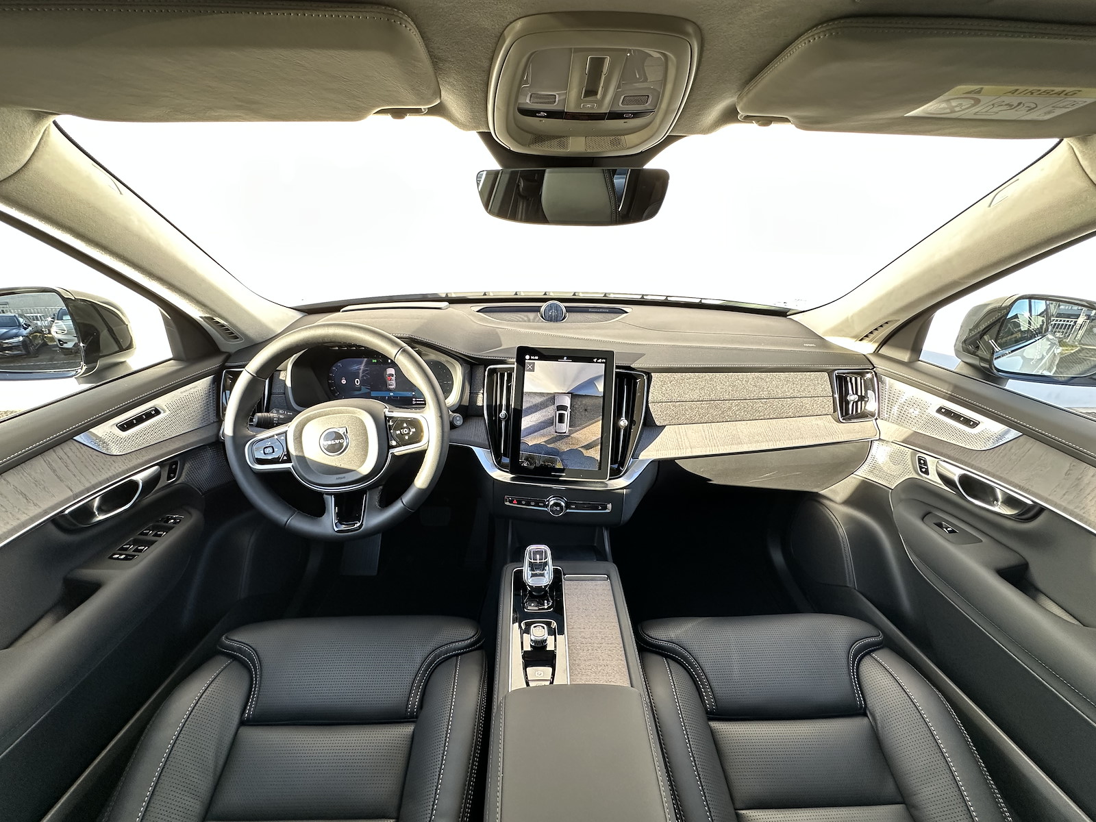 VOLVO XC90 2.0 T8 TE Ultra Dark eAWD-image-8
