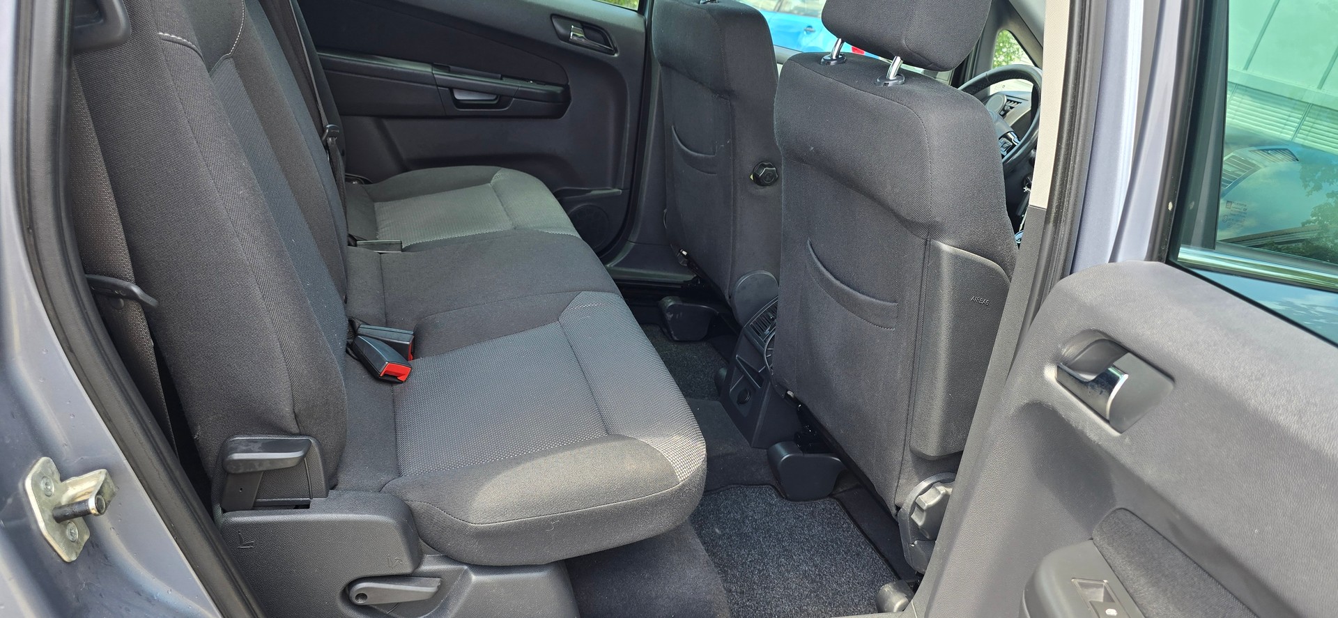 OPEL Zafira 1.8i 16V Enjoy-image-9