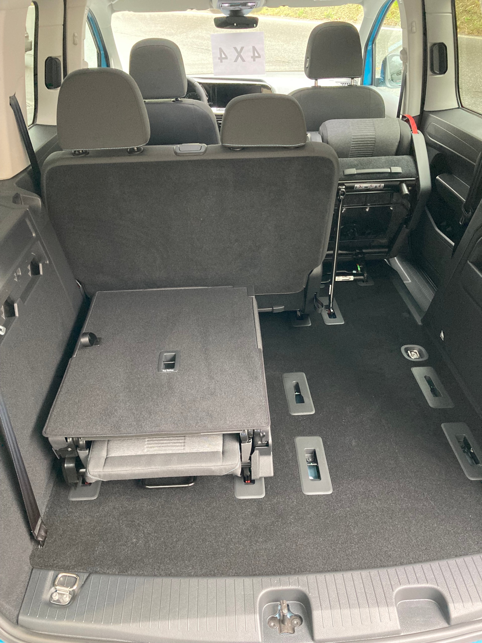 FORD Grand Tourneo Connect 2.0 EcoBlue AWD Active-image-20
