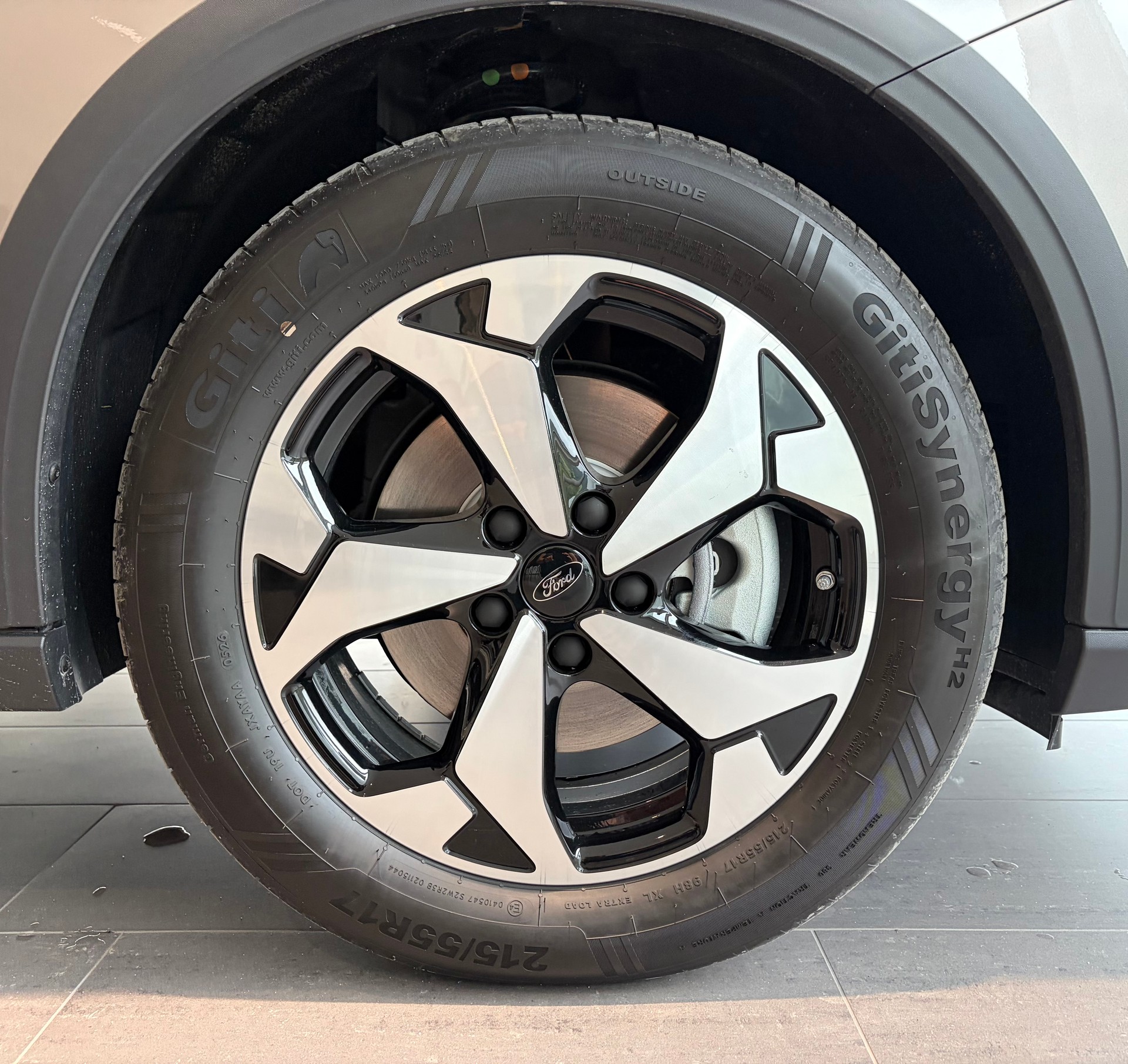 FORD Grand Tourneo Connect 2.0 EcoBlue AWD Active-image-24