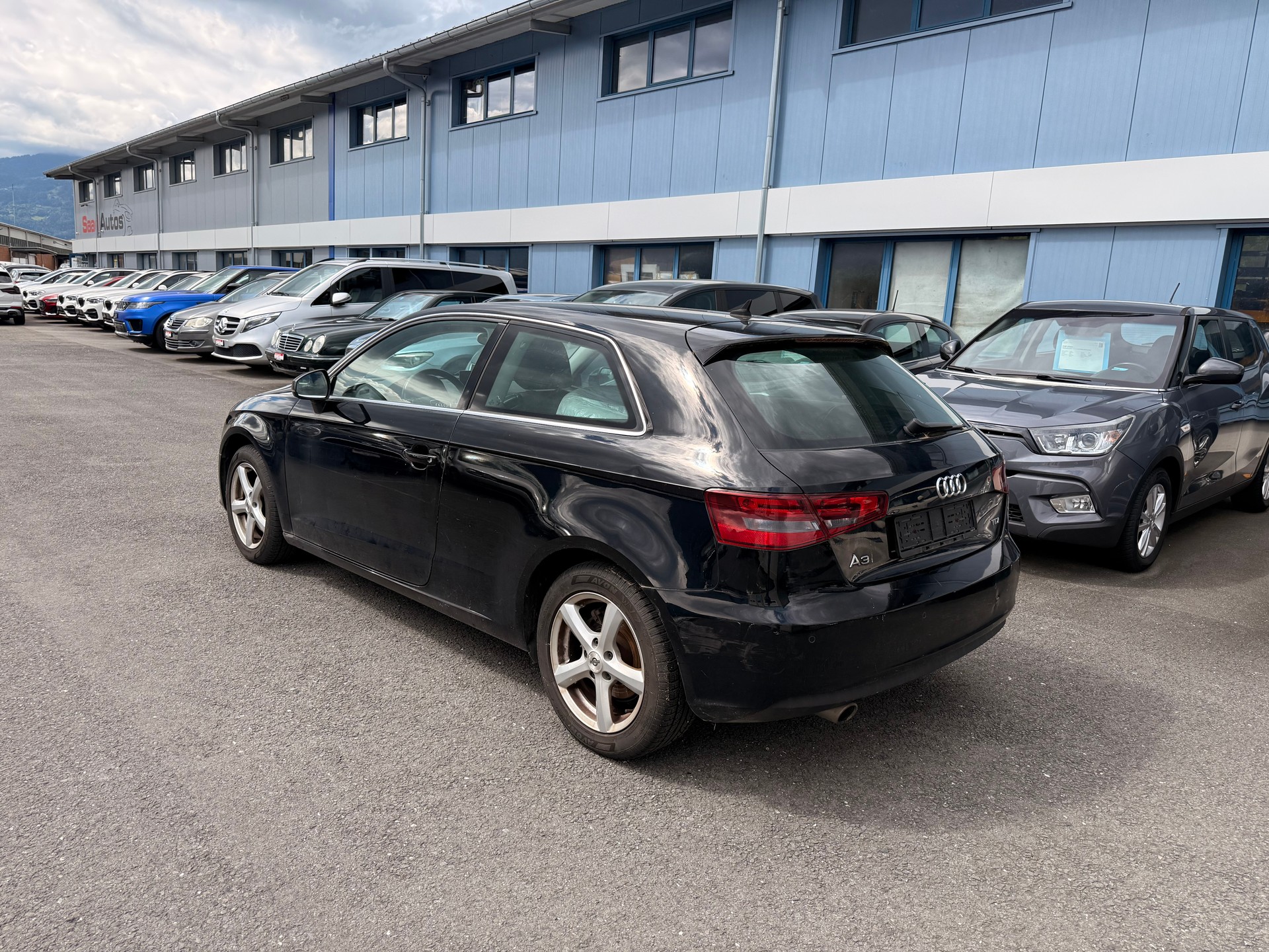 AUDI A3 1.6 TDI Attraction-image-5