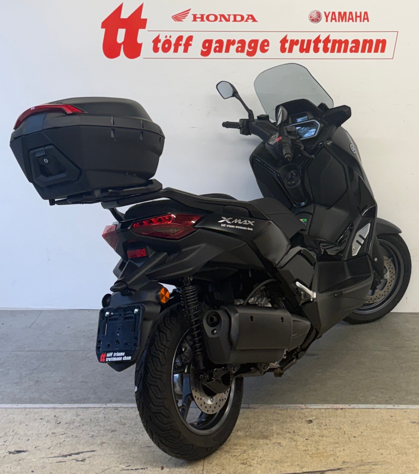 YAMAHA X-Max 300 Tech Max-image-2