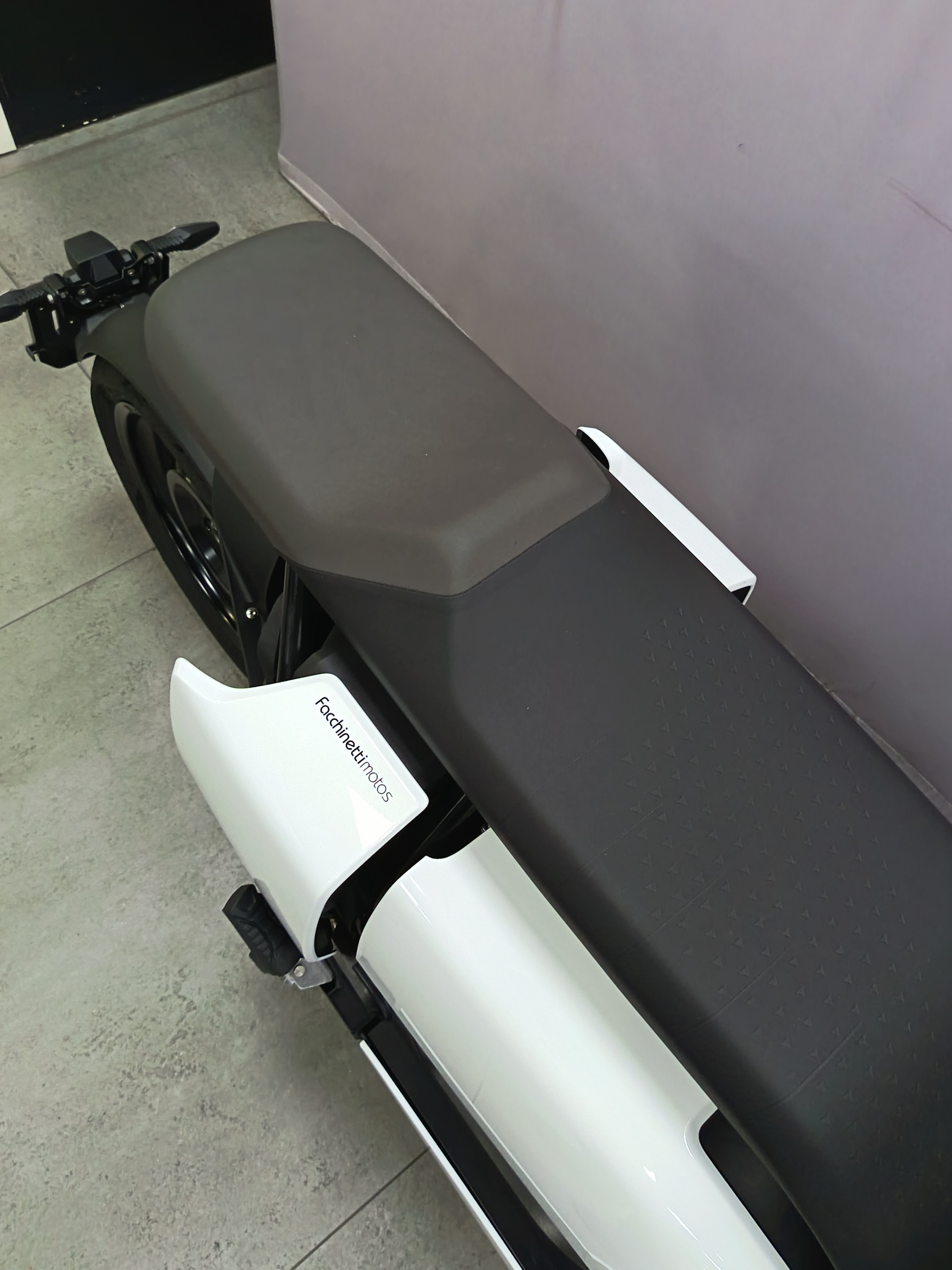 BMW CE 04 *** version 11kW ***-image-5