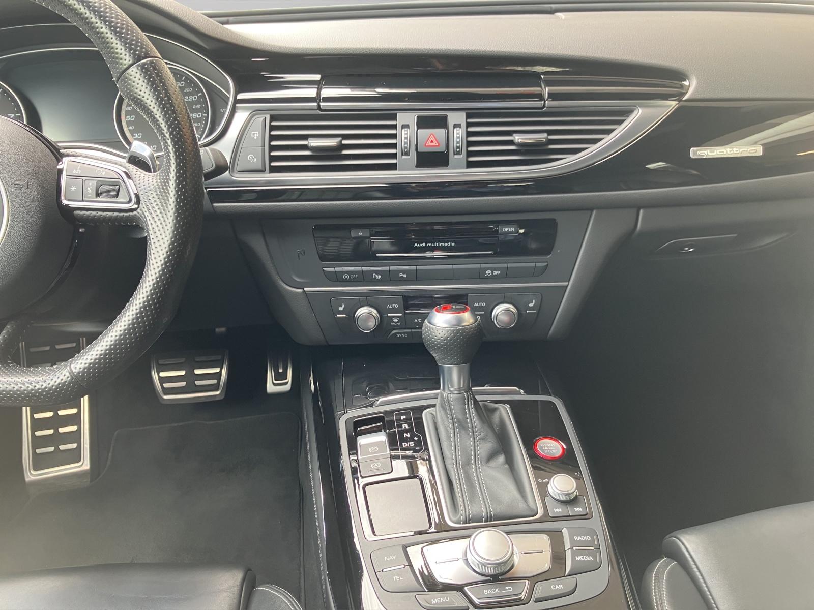 AUDI RS6 Avant 4.0 V8 TFSI quattro T-Tronic-image-7