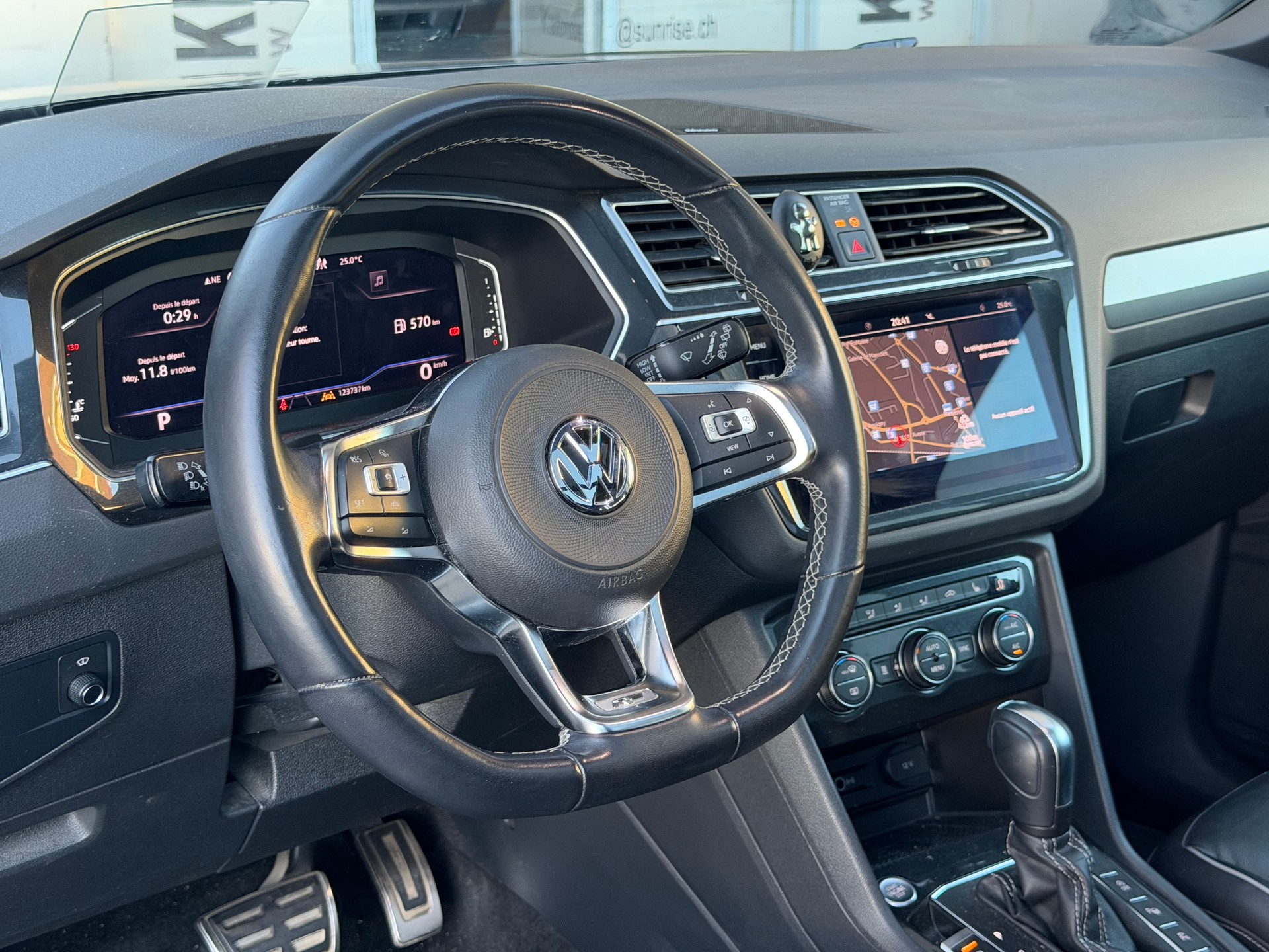 VW Tiguan 2.0 TDI SCR Highline 4Motion DSG-image-7