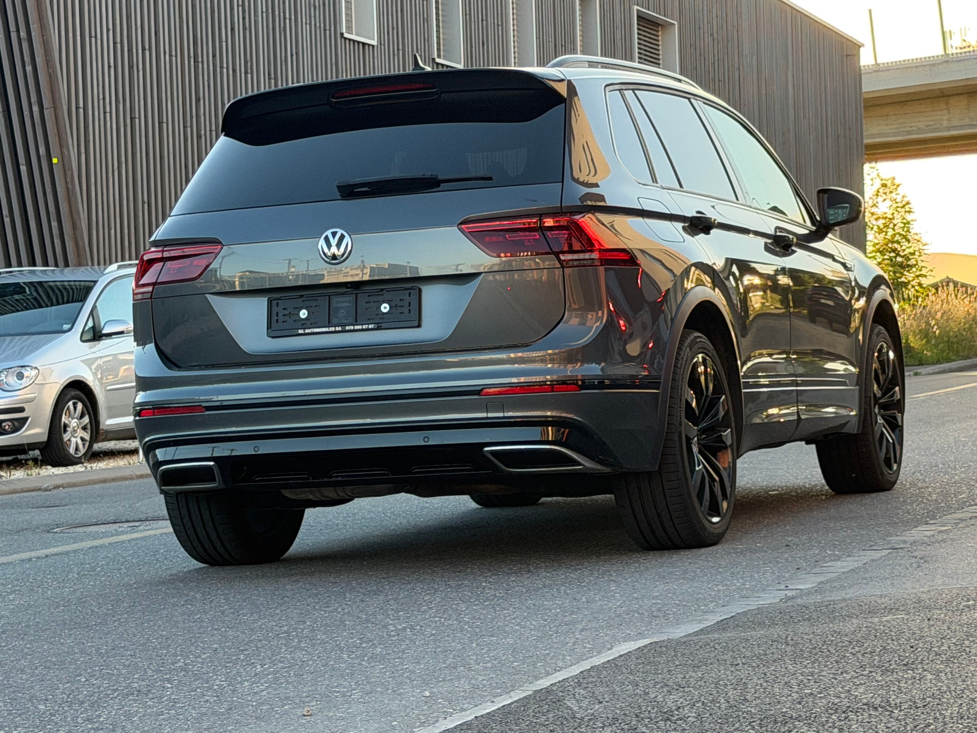 VW Tiguan 2.0 TDI SCR Highline 4Motion DSG-showroom-element-3