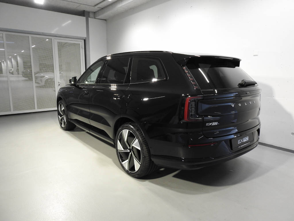 VOLVO EX 90 Twin Ultra AWD-image-4