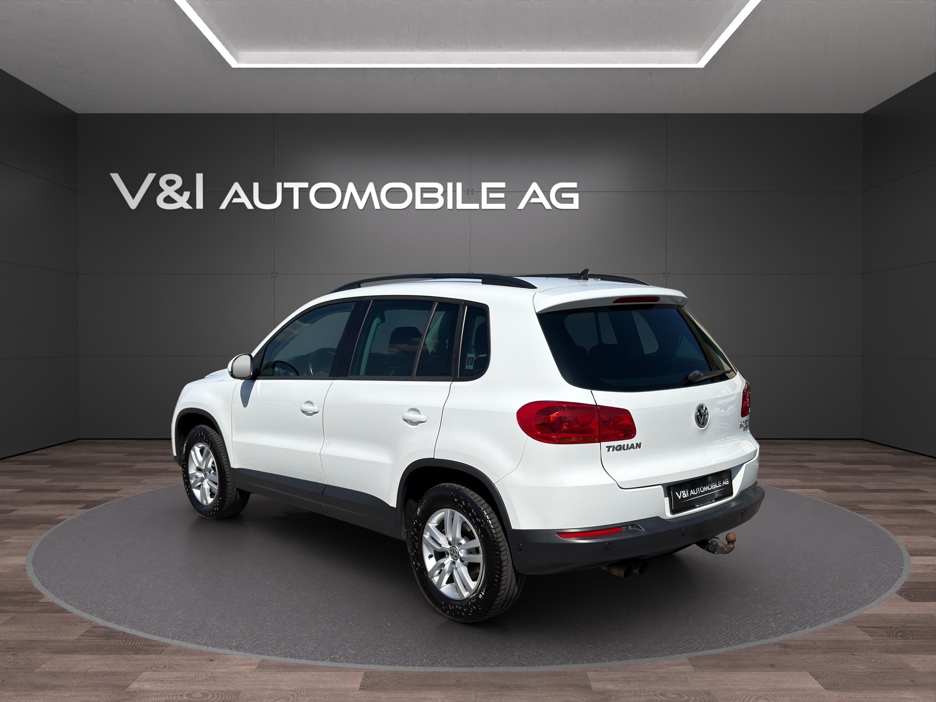 VW Tiguan 2.0 TDI BlueMotion Track&Field 4Motion DSG-showroom-element-3