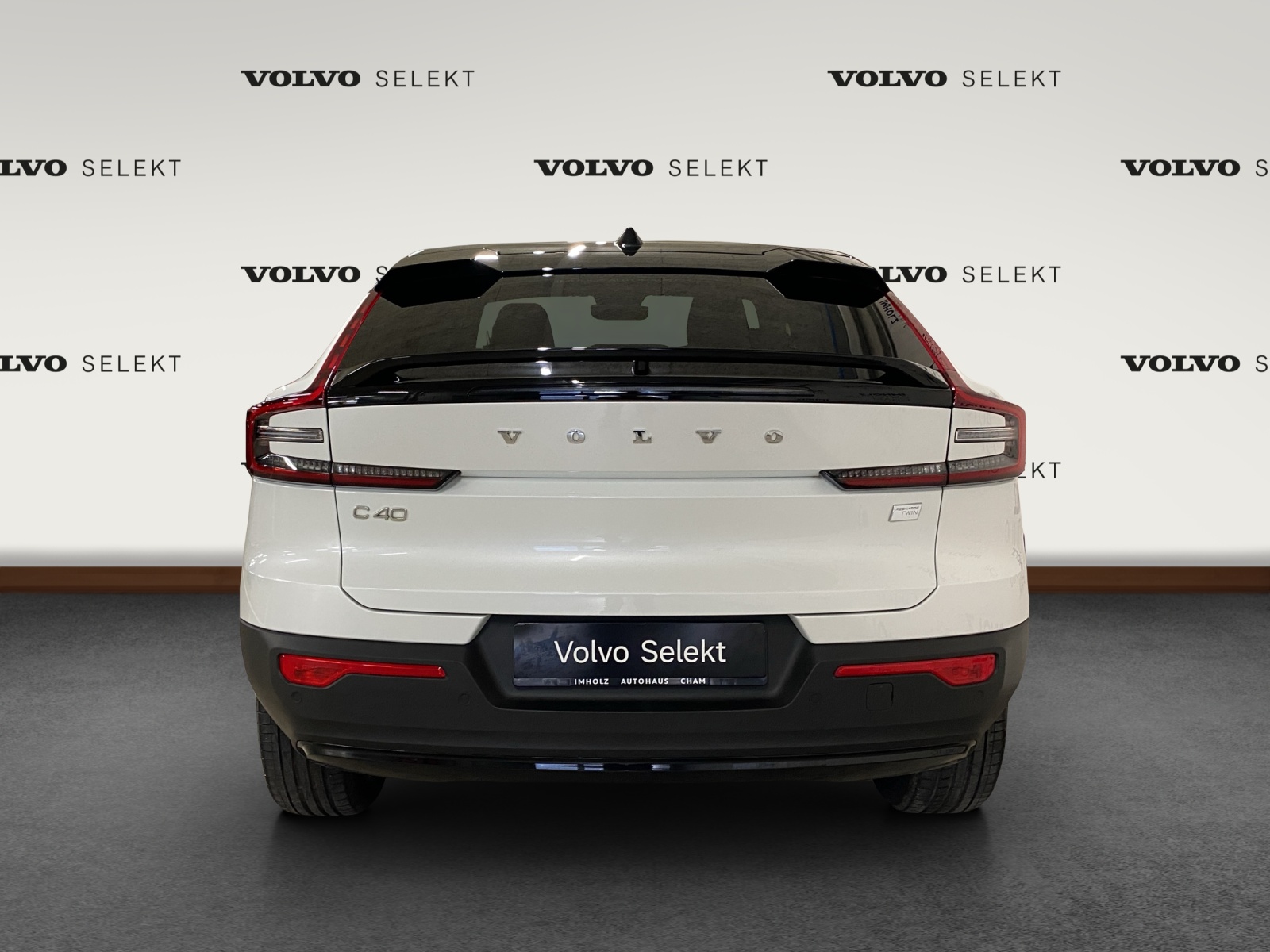 VOLVO C40 P8 Twin Recharge AWD-showroom-element-3