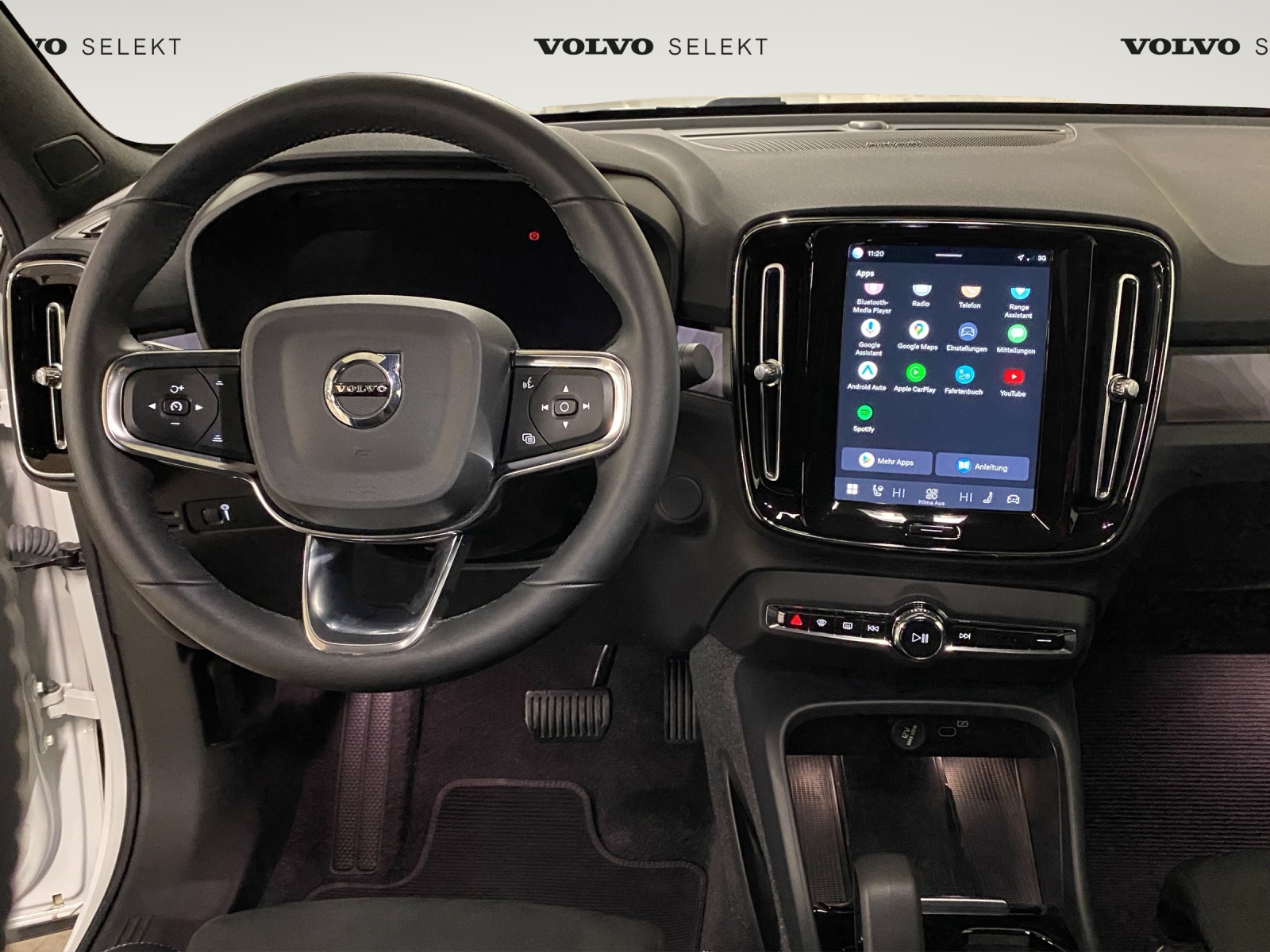 VOLVO C40 P8 Twin Recharge AWD-image-9
