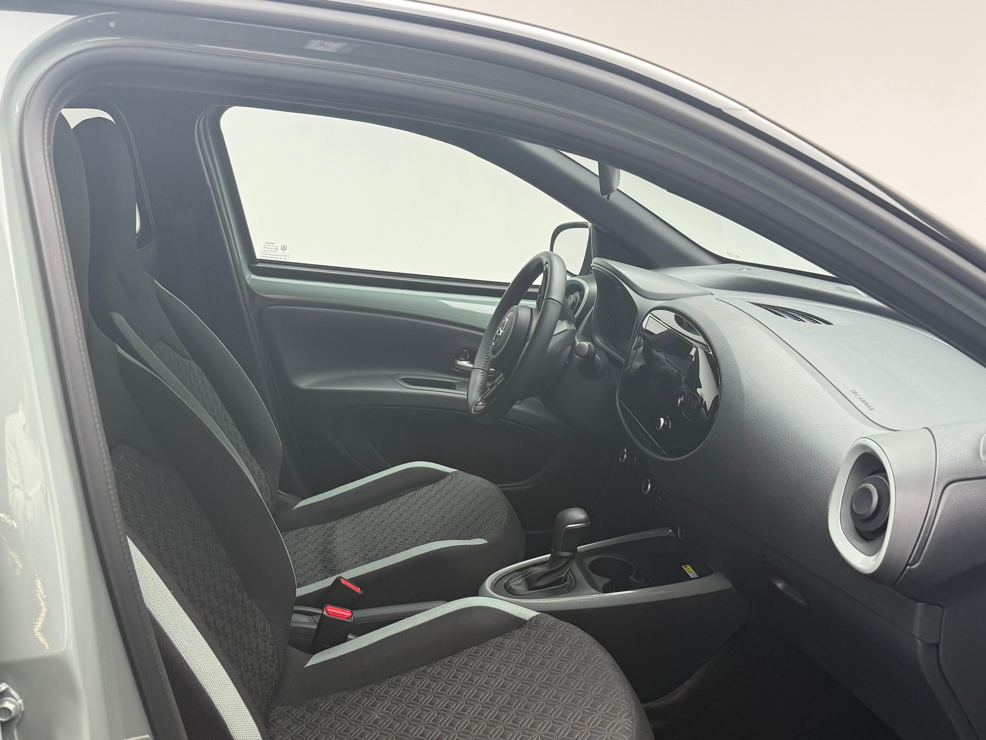 TOYOTA Aygo X 1.0 VVT-i Trend-image-12