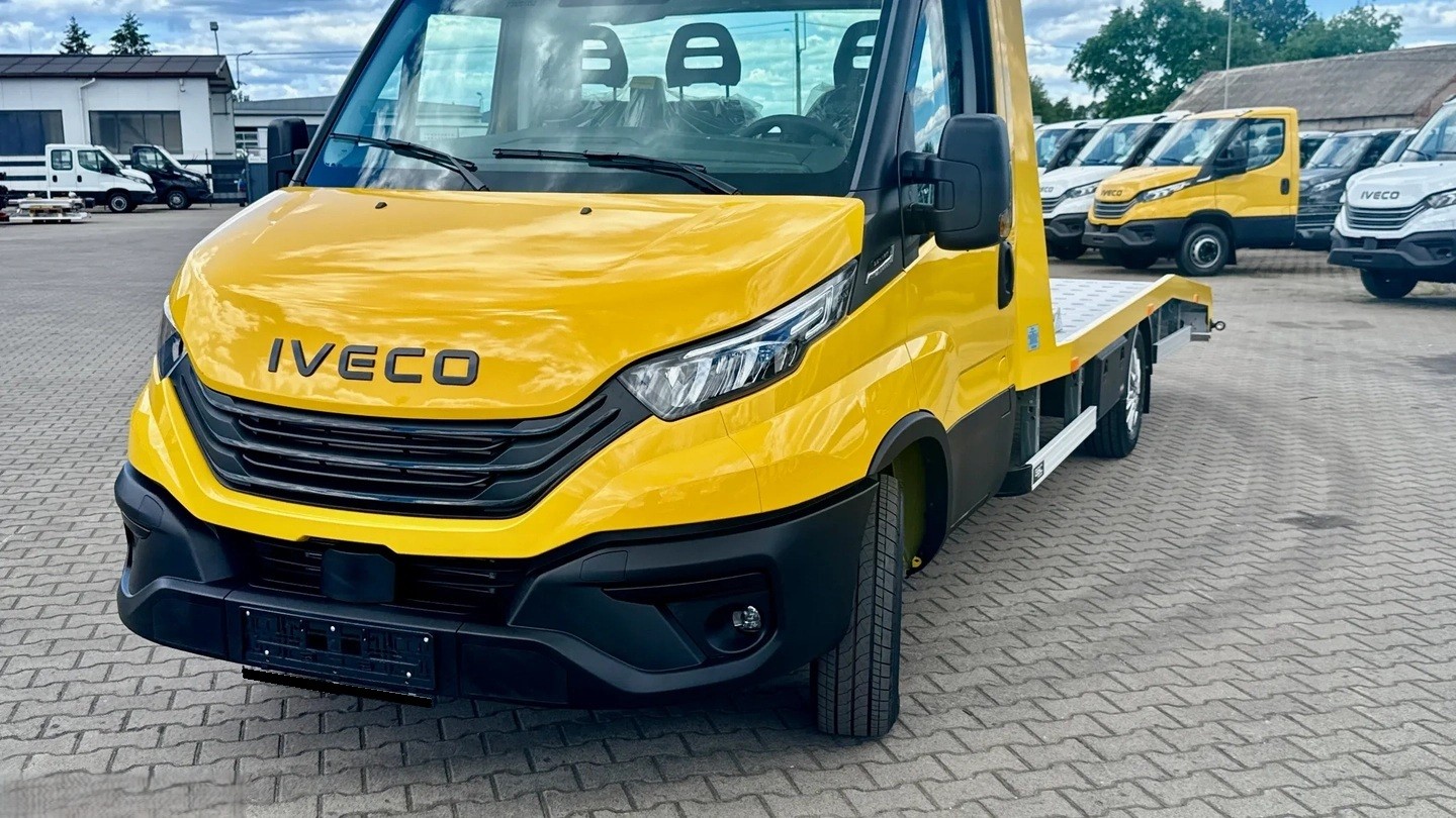 IVECO 35 S 18H A8 Autotransporter-showroom-element-1
