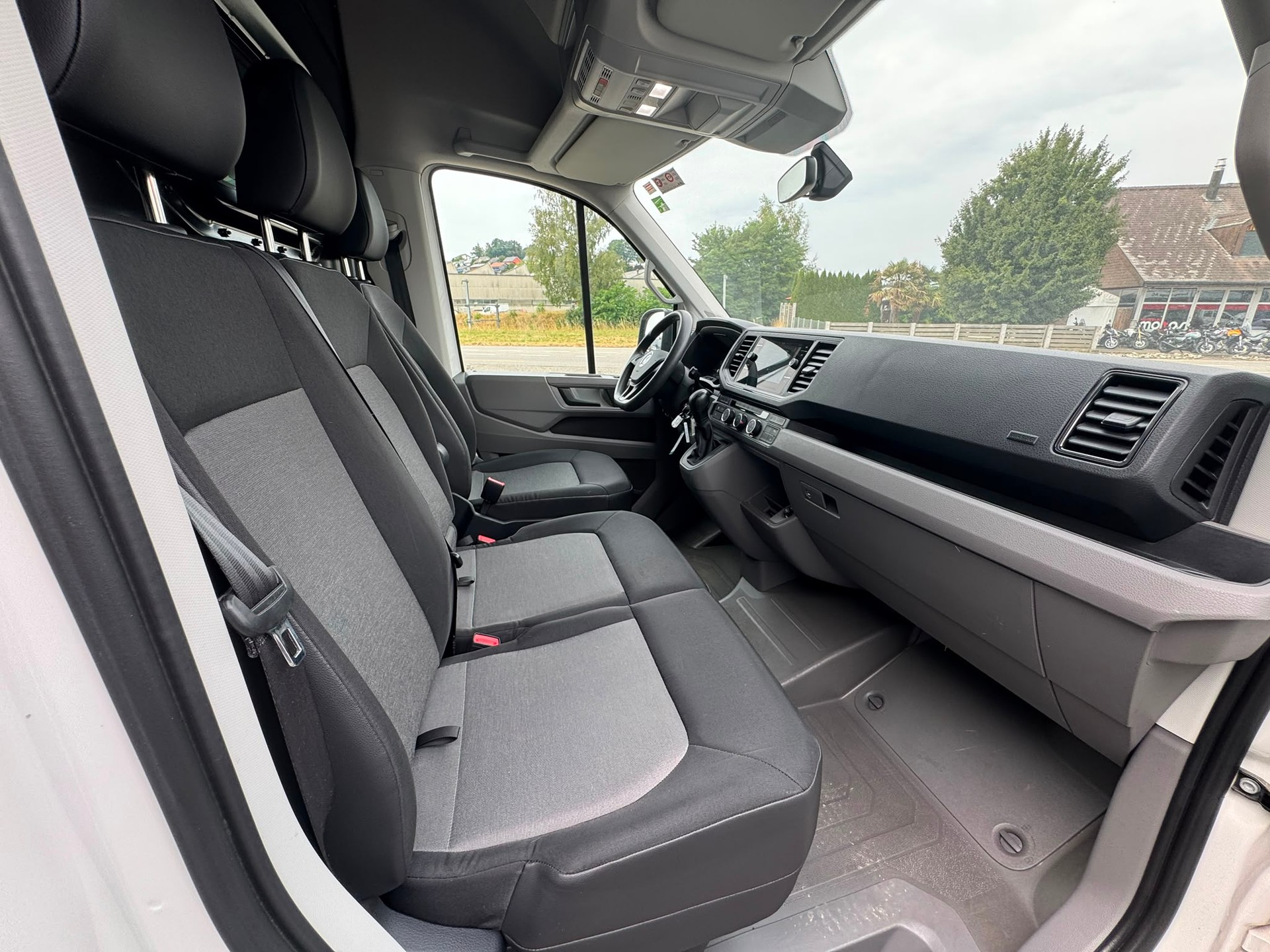VW Crafter 35 Kawa 2.0 TDI L3/H3 Automat mit Klima-image-9