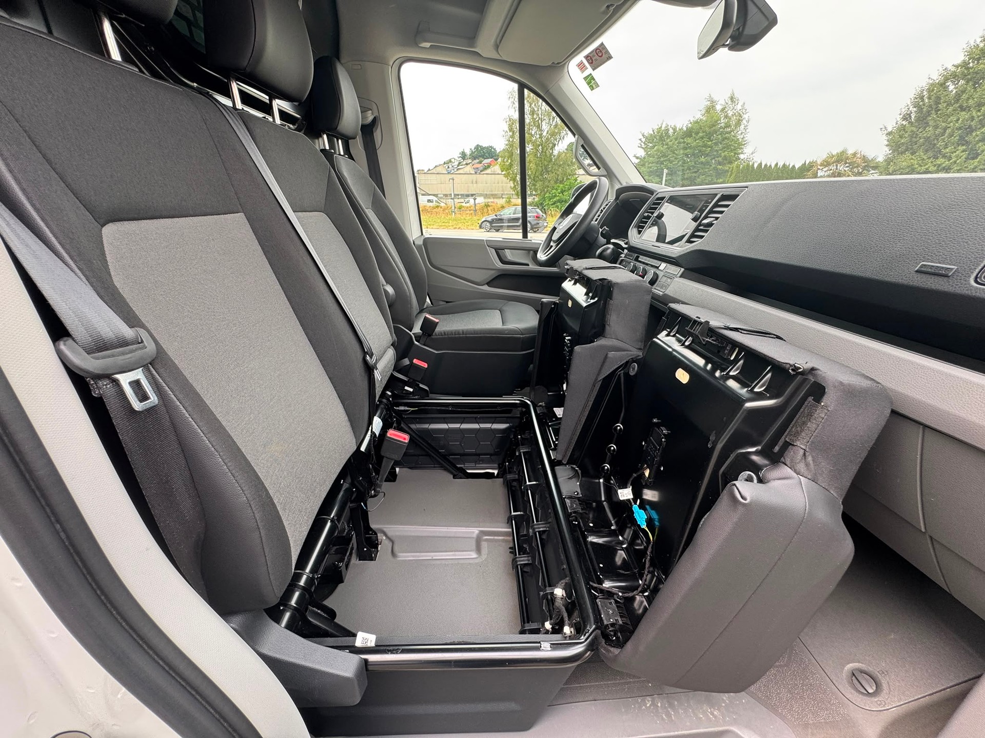 VW Crafter 35 Kawa 2.0 TDI L3/H3 Automat mit Klima-image-11