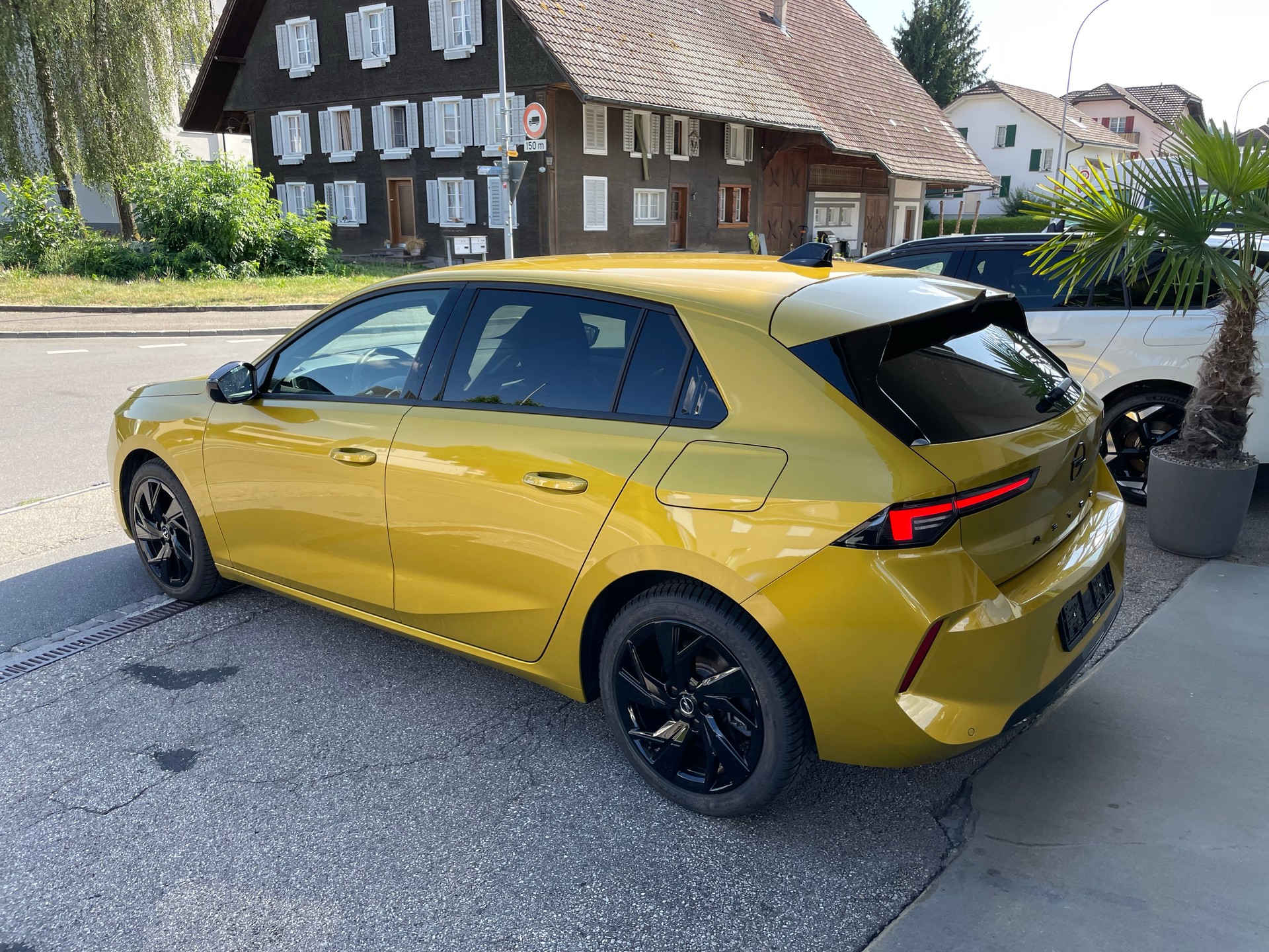 OPEL Astra 1.6 PHEV Turbo Swiss Plus A-showroom-element-2