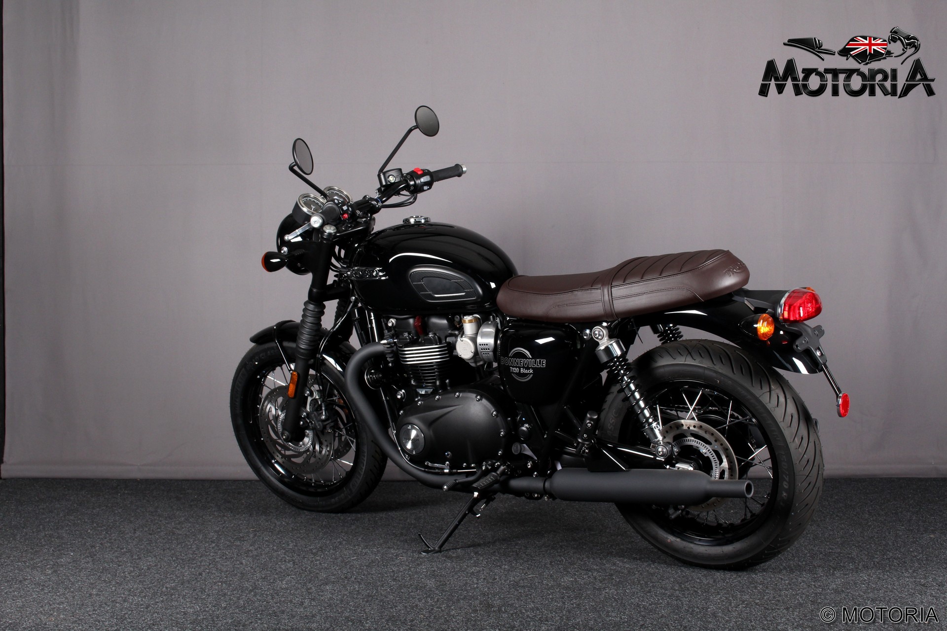 TRIUMPH Bonneville T120 Black-image-4