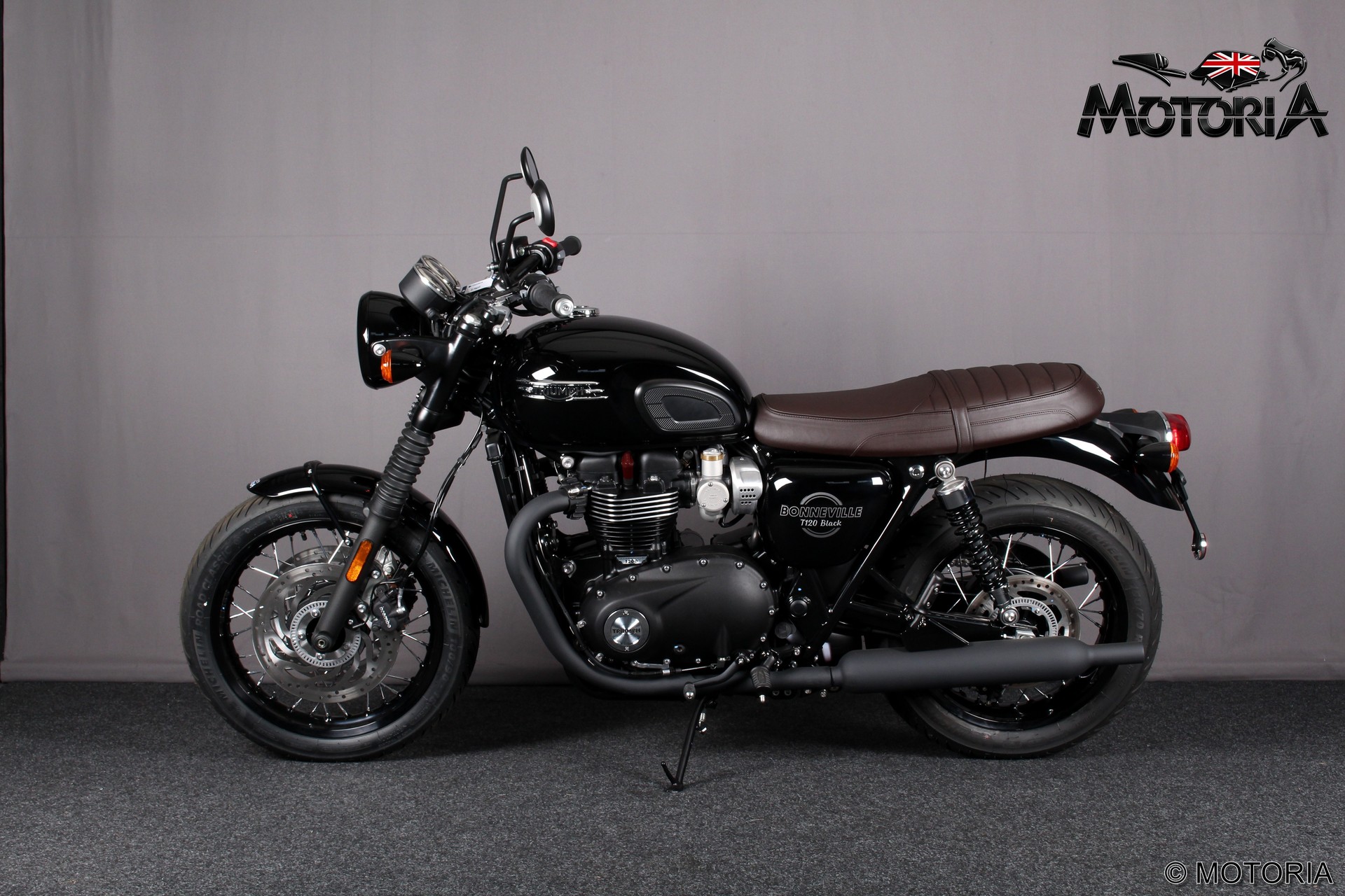 TRIUMPH Bonneville T120 Black-image-5