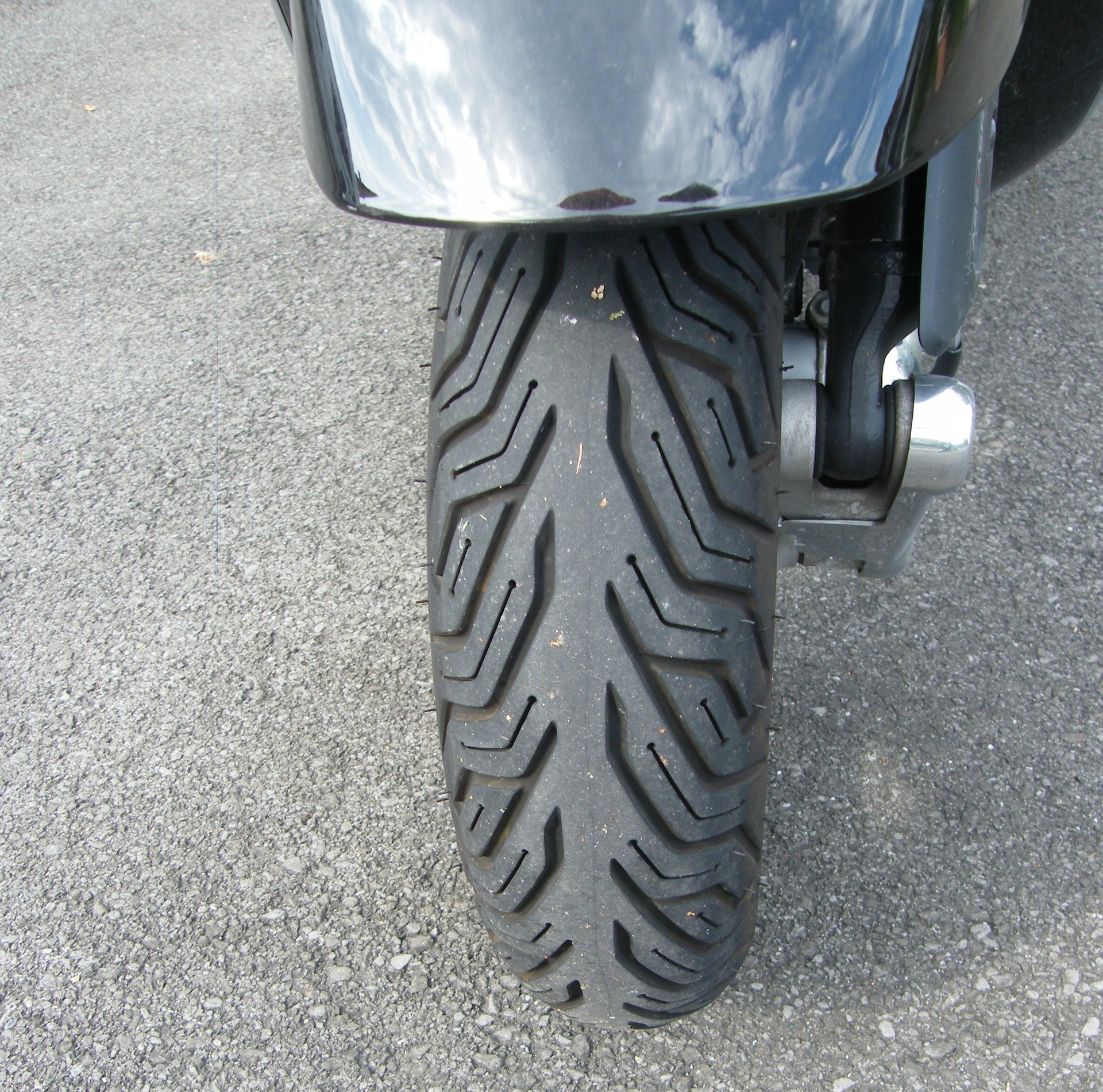 PIAGGIO Vespa GTS 125 ABS-image-11