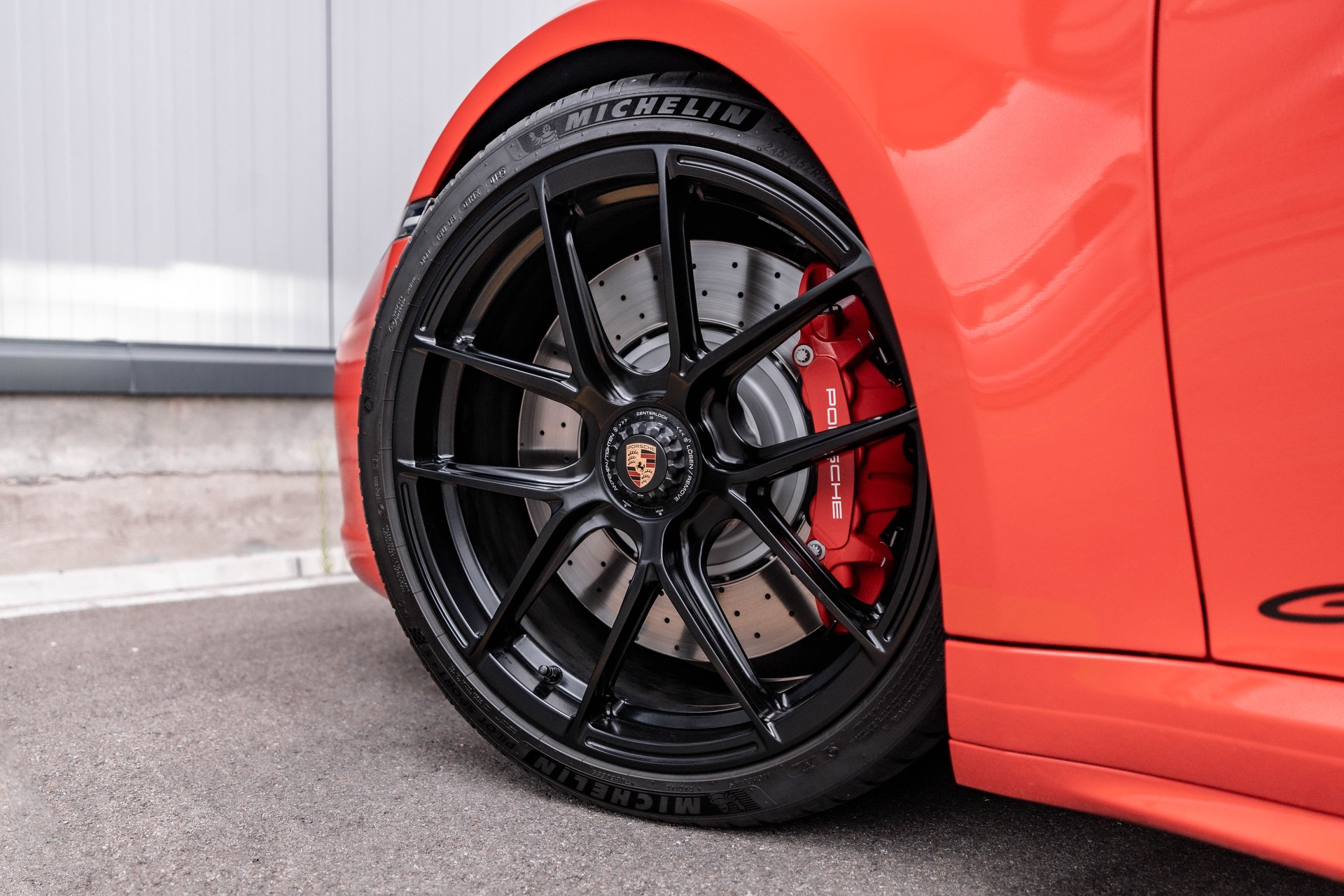 PORSCHE 911 Carrera GTS Cabriolet PDK * FRISCH AB MFK * LIEBHABERZUSTAND * NACHTSICHTASSISTENT * LIFTSYSTEM *-image-8