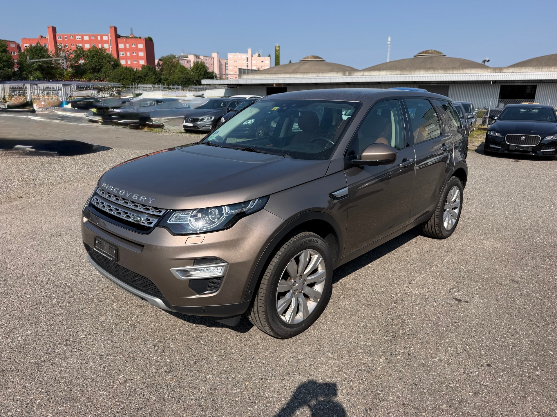 LAND ROVER Discovery Sport 2.0 TD4 SE AT9