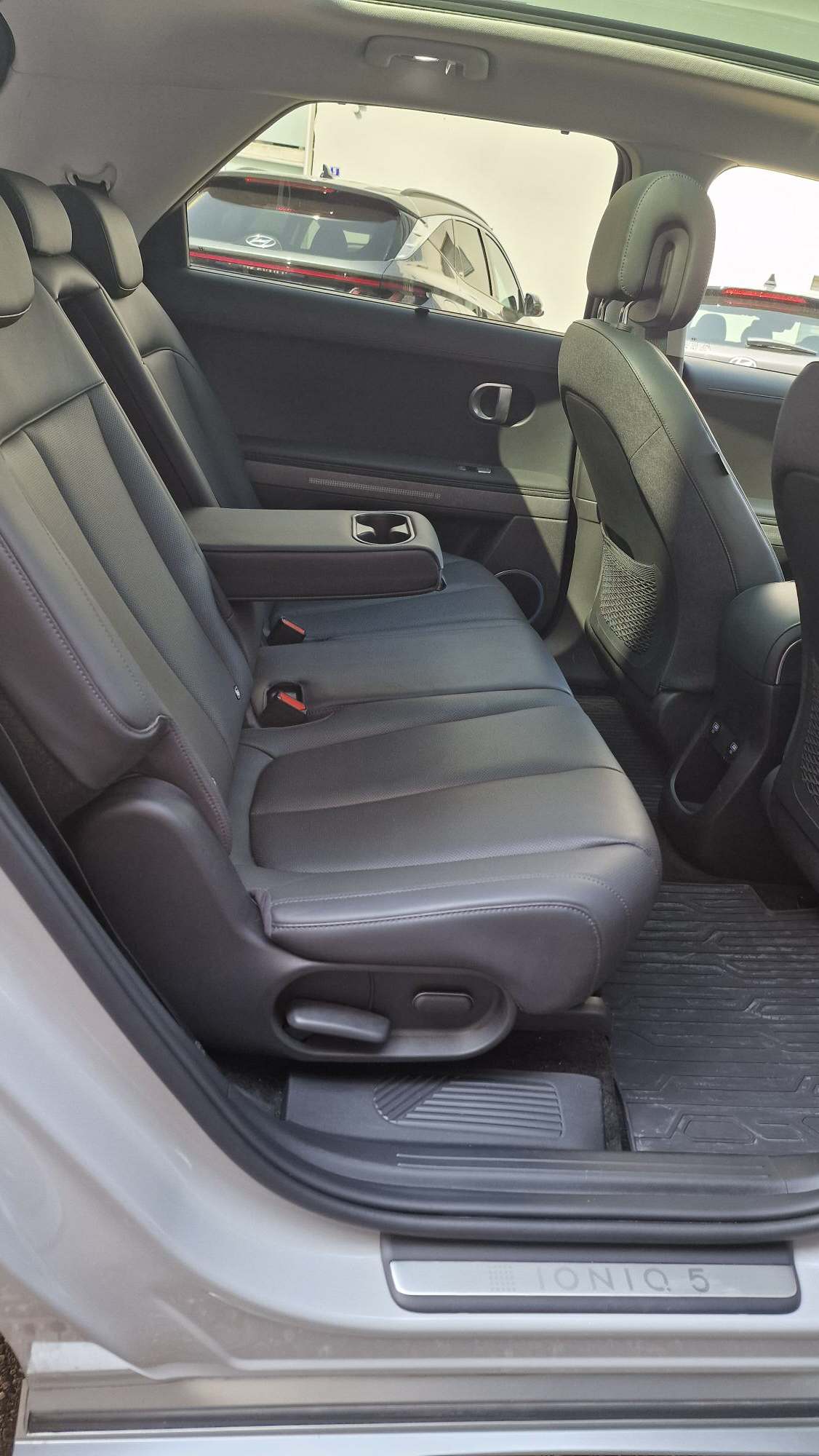 HYUNDAI Ioniq 5 77,4 kWh Vertex 4WD-image-13