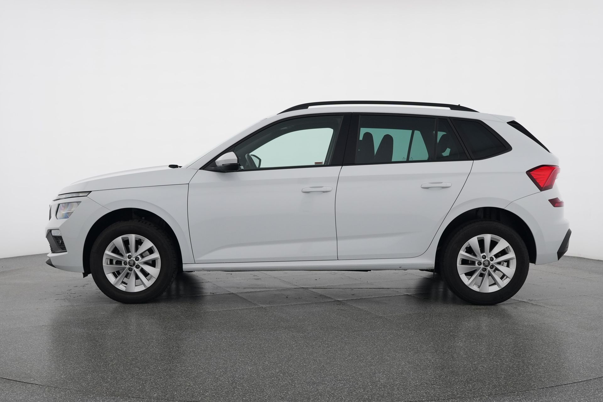 SKODA Kamiq 1.0 TSI Selection DSG-showroom-element-2