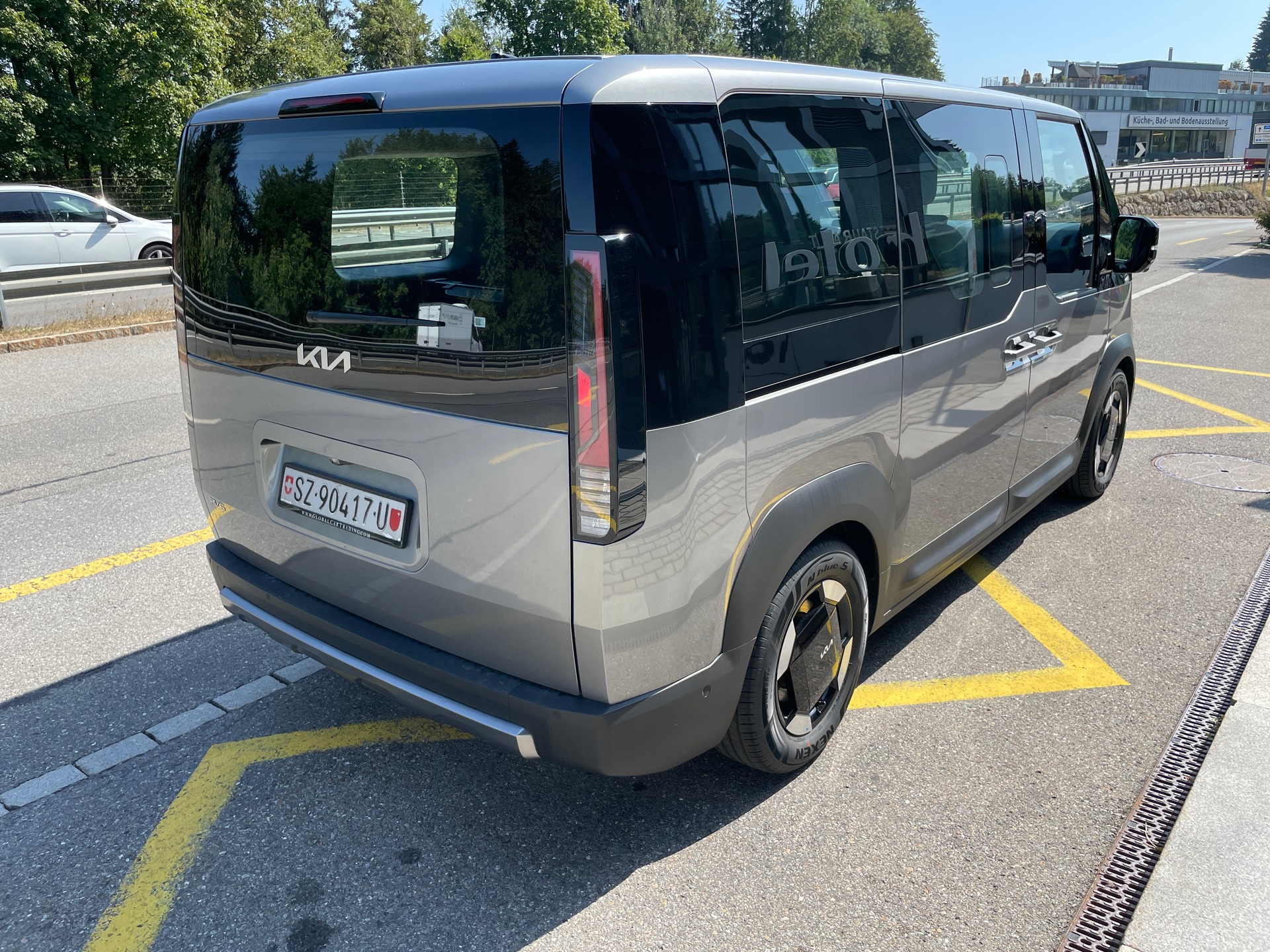 KIA PV5 71.2 kWh Elite mit AHK-image-5