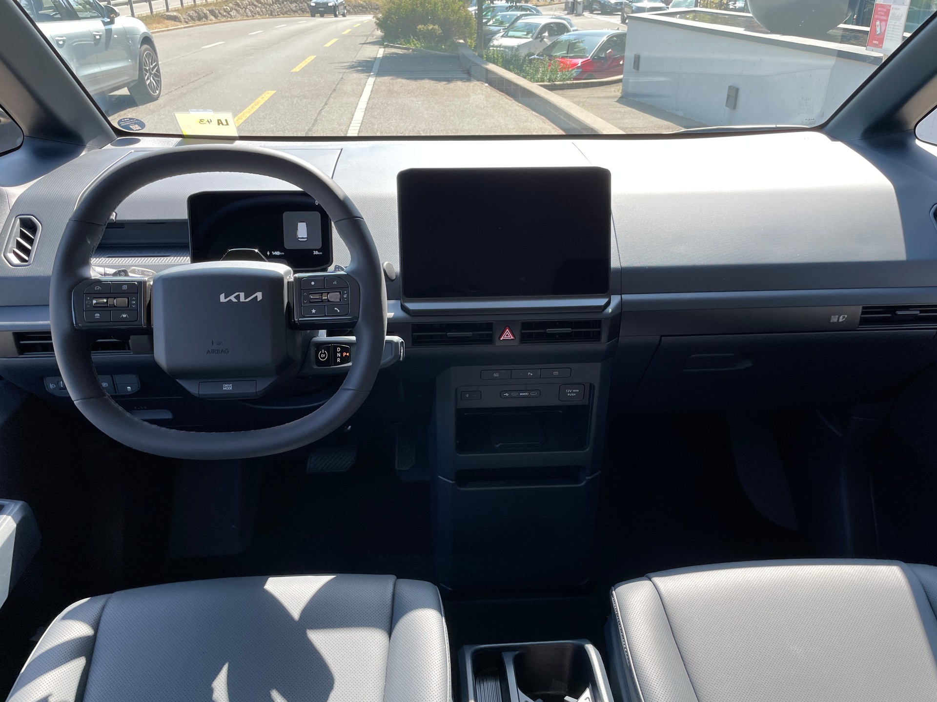 KIA PV5 71.2 kWh Elite mit AHK-image-21