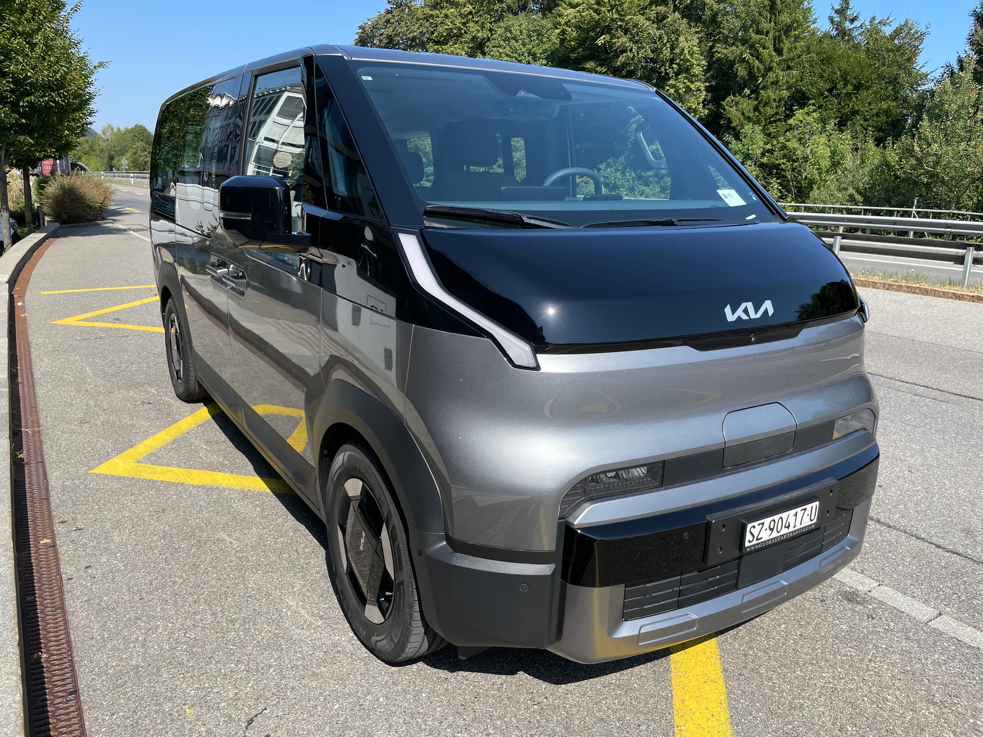 KIA PV5 71.2 kWh Elite mit AHK-showroom-element-2