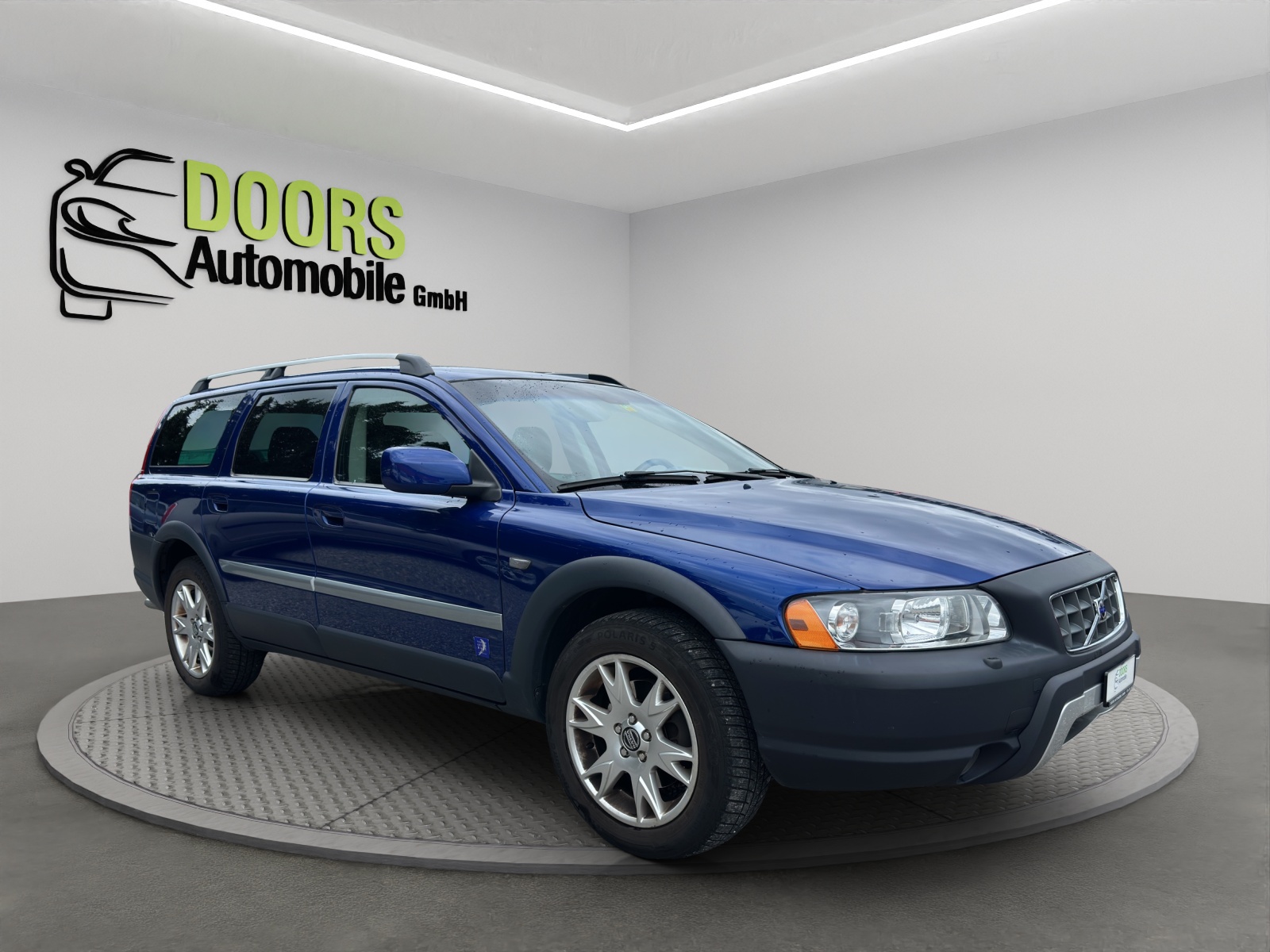 VOLVO XC70 2.5T AWD Momentum