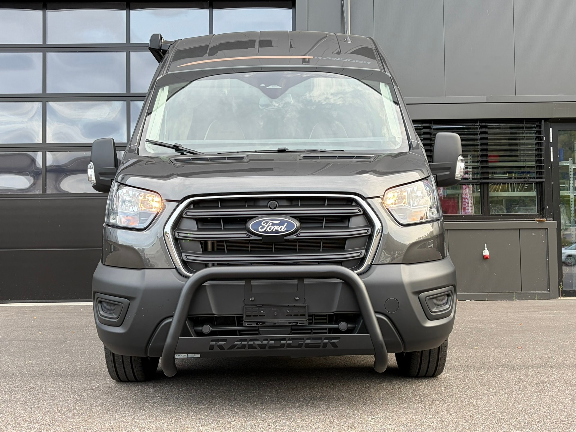 RANDGER RANDGER R560 4x4 – 165 PS-showroom-element-1