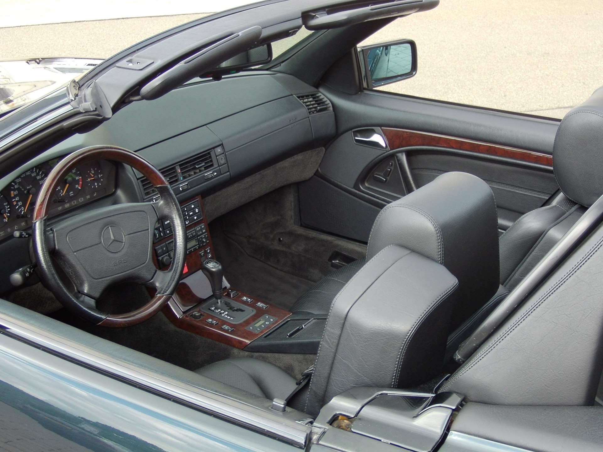 MERCEDES-BENZ SL 500 Automatic 4 Plätzer-image-13