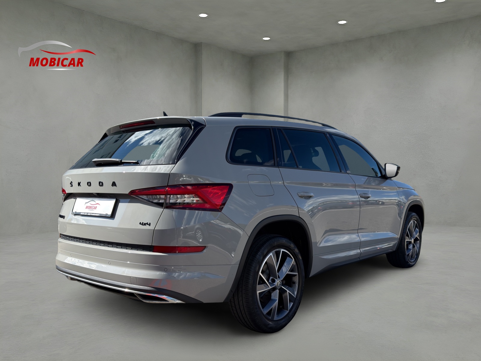 SKODA Kodiaq 2.0 TSI 4x4 SportLine-image-4