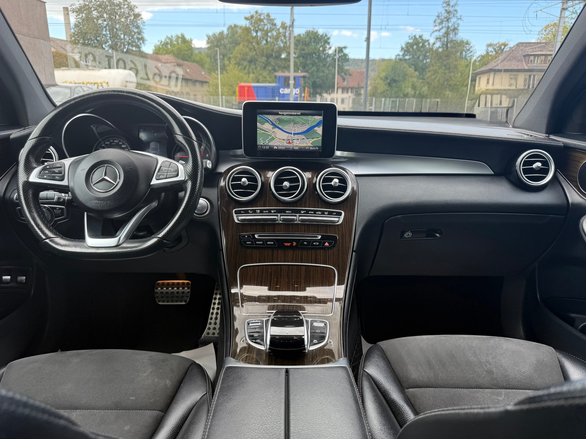 MERCEDES-BENZ GLC Coupé 250 d AMG Line 4Matic 9G-Tronic-image-5