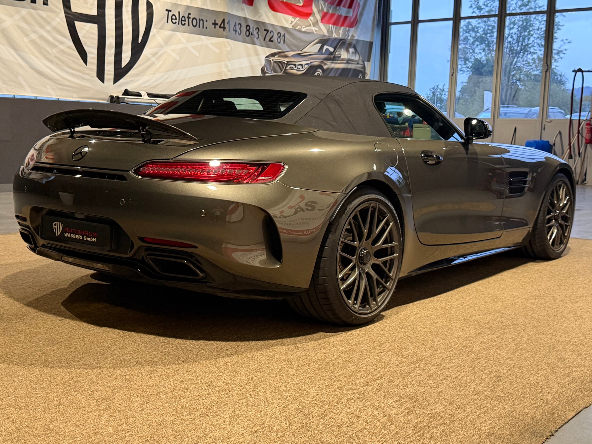 MERCEDES-BENZ AMG GT C Roadster Speedshift DCT-showroom-element-2