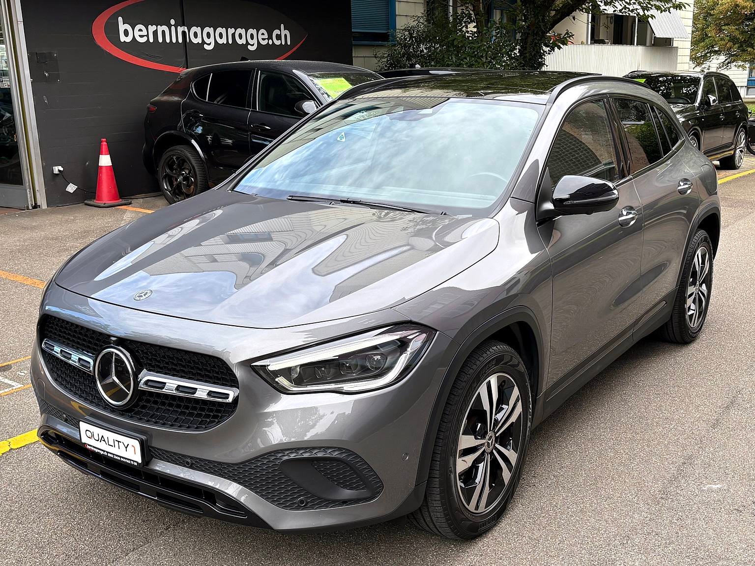 MERCEDES-BENZ GLA 200d Urban-/Progressive 4Matic 8G-DCT