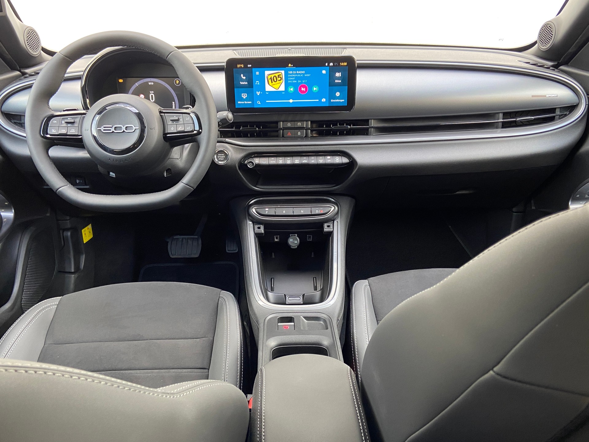 FIAT 600h Mild Hybrid Sport 145PS-image-4