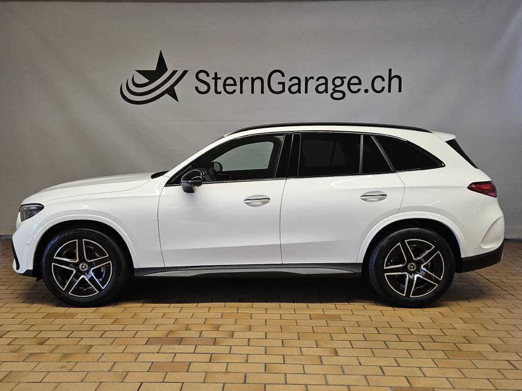 MERCEDES-BENZ GLC 220 d 4Matic AMG Line-showroom-element-1