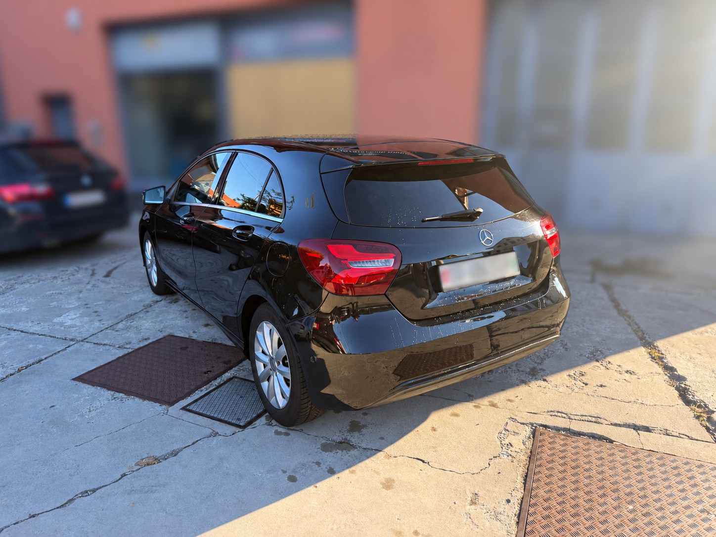 MERCEDES-BENZ A 200 CDI Style 4Matic 7G-DCT-showroom-element-2