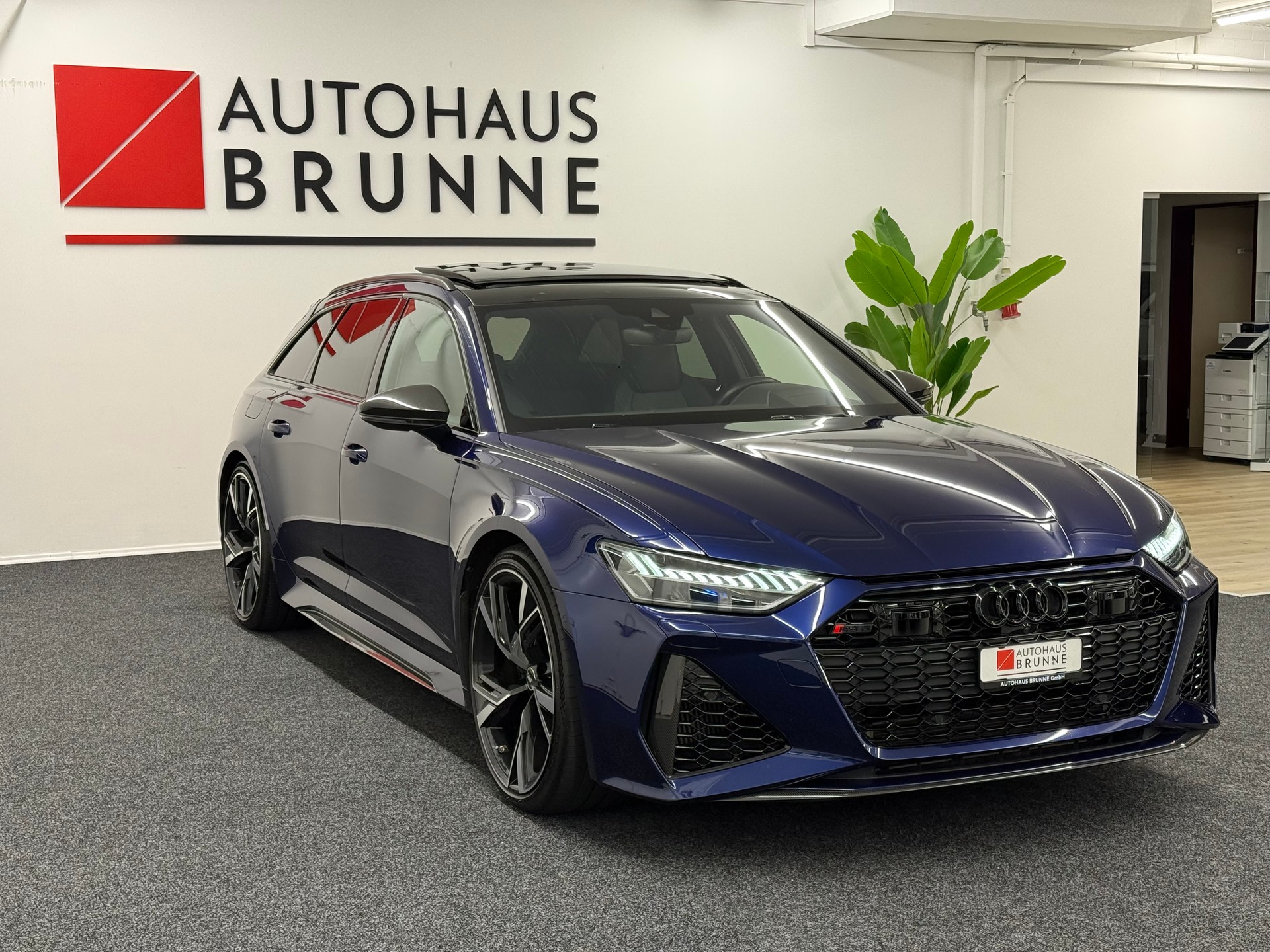 AUDI RS6 Avant 4.0 TFSI V8 quattro-showroom-element-2
