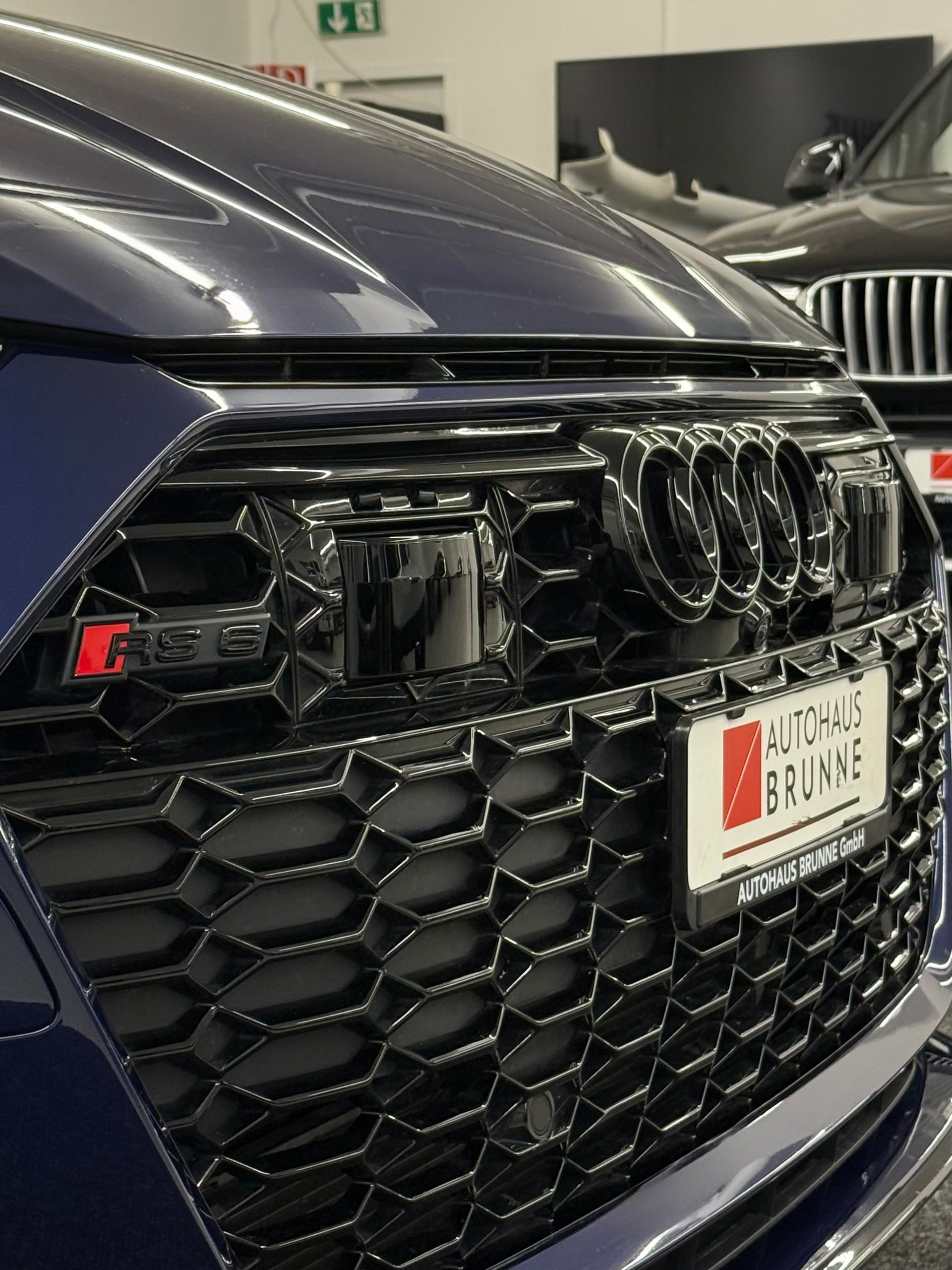 AUDI RS6 Avant 4.0 TFSI V8 quattro-image-13