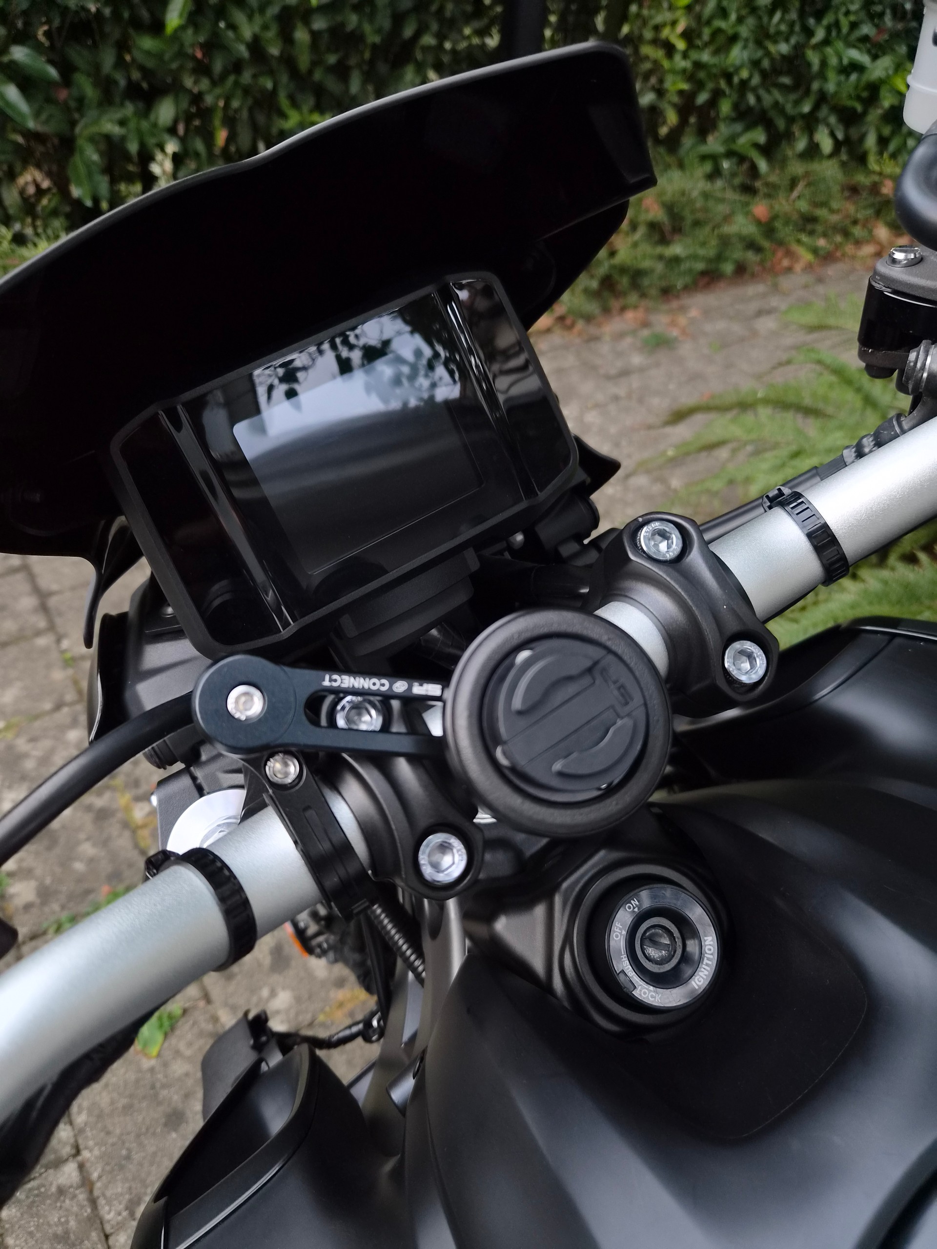 YAMAHA MT-09-image-4