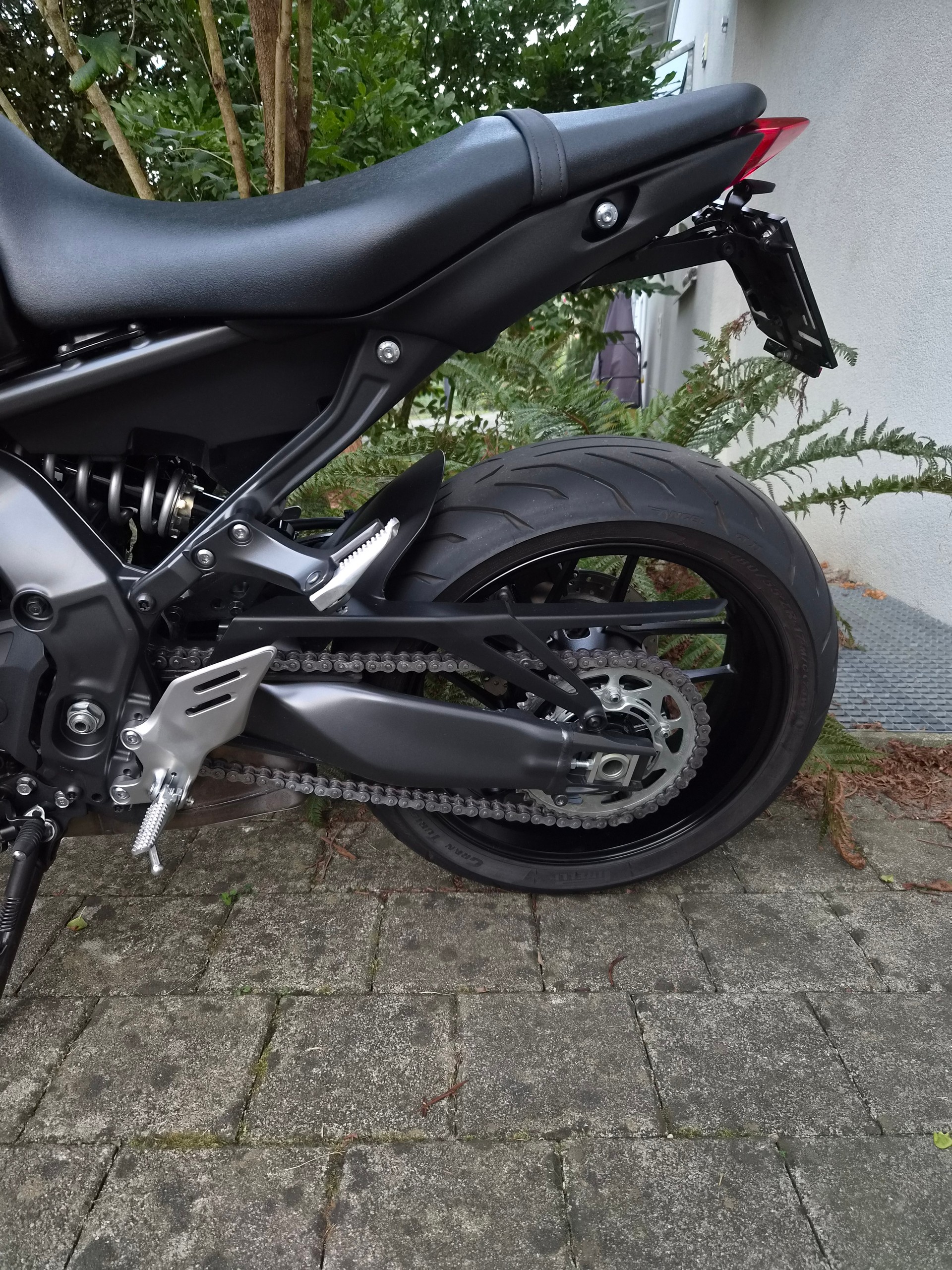 YAMAHA MT-09-image-6