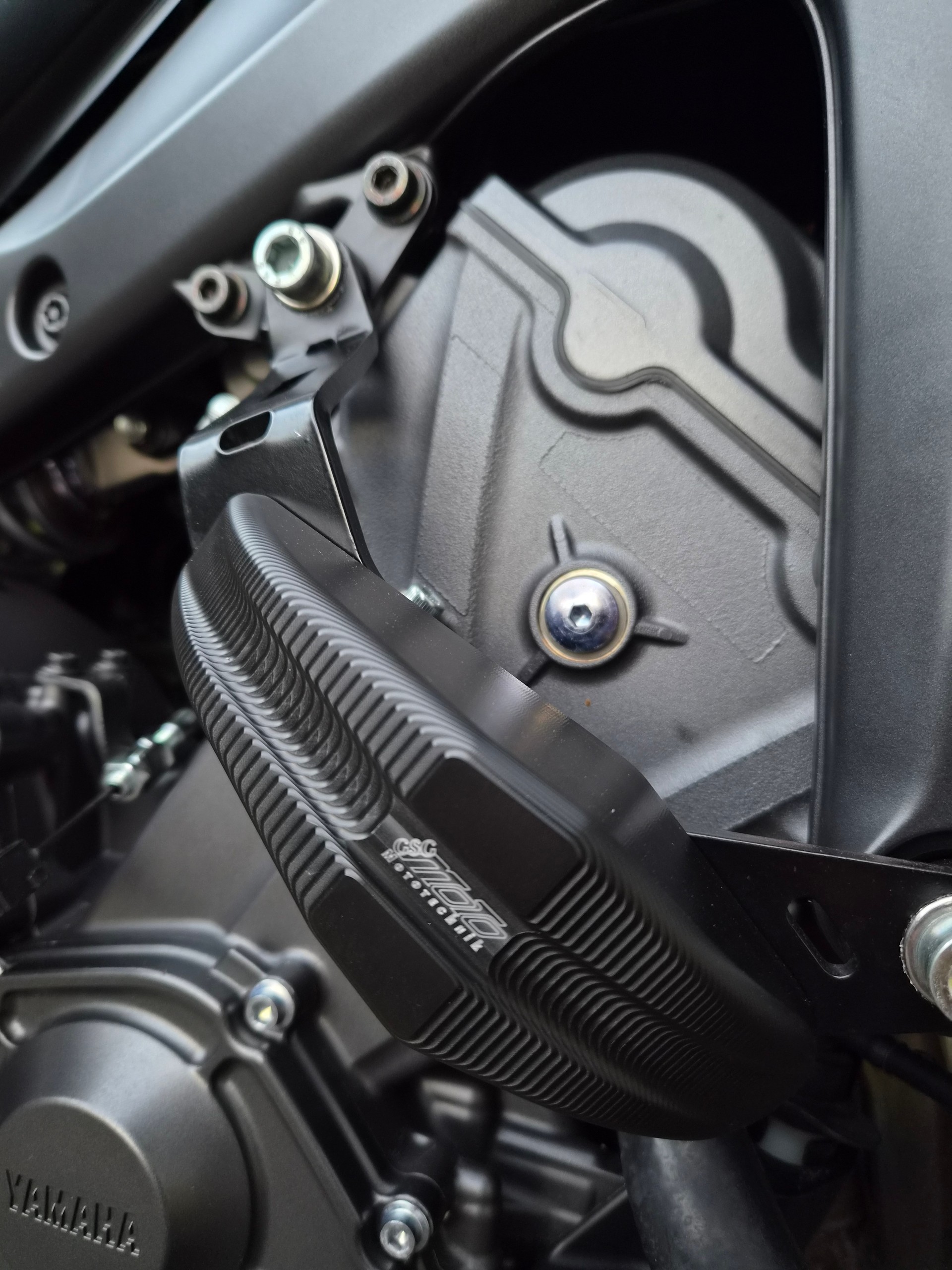 YAMAHA MT-09-image-8